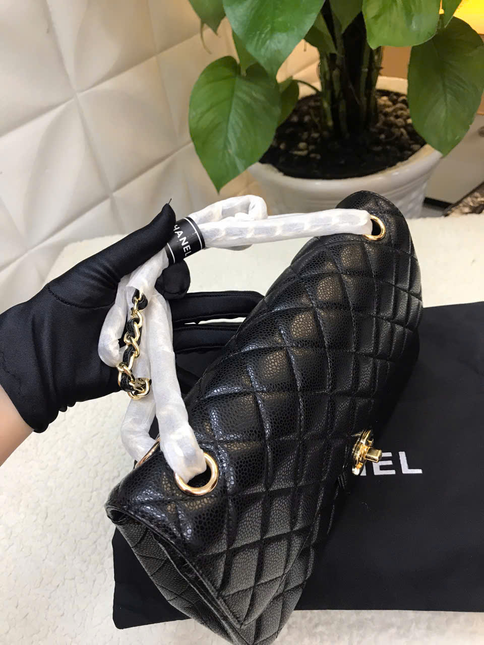 Túi Chanel Classic Flap Super Màu Đen Da Hạt Khóa Vàng Size 25cm