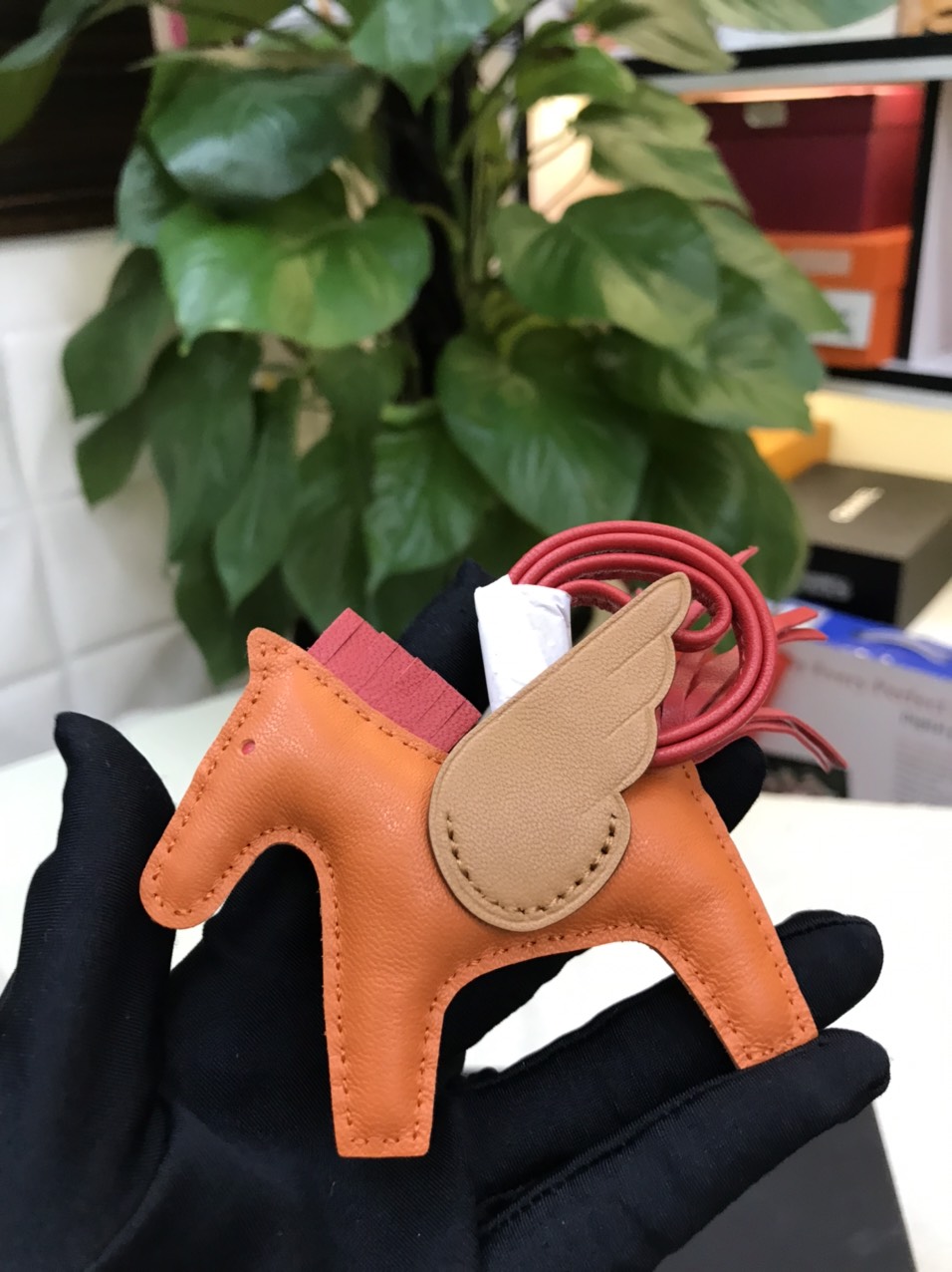 Charm Ngựa Hermes Siêu Cấp Màu Cam