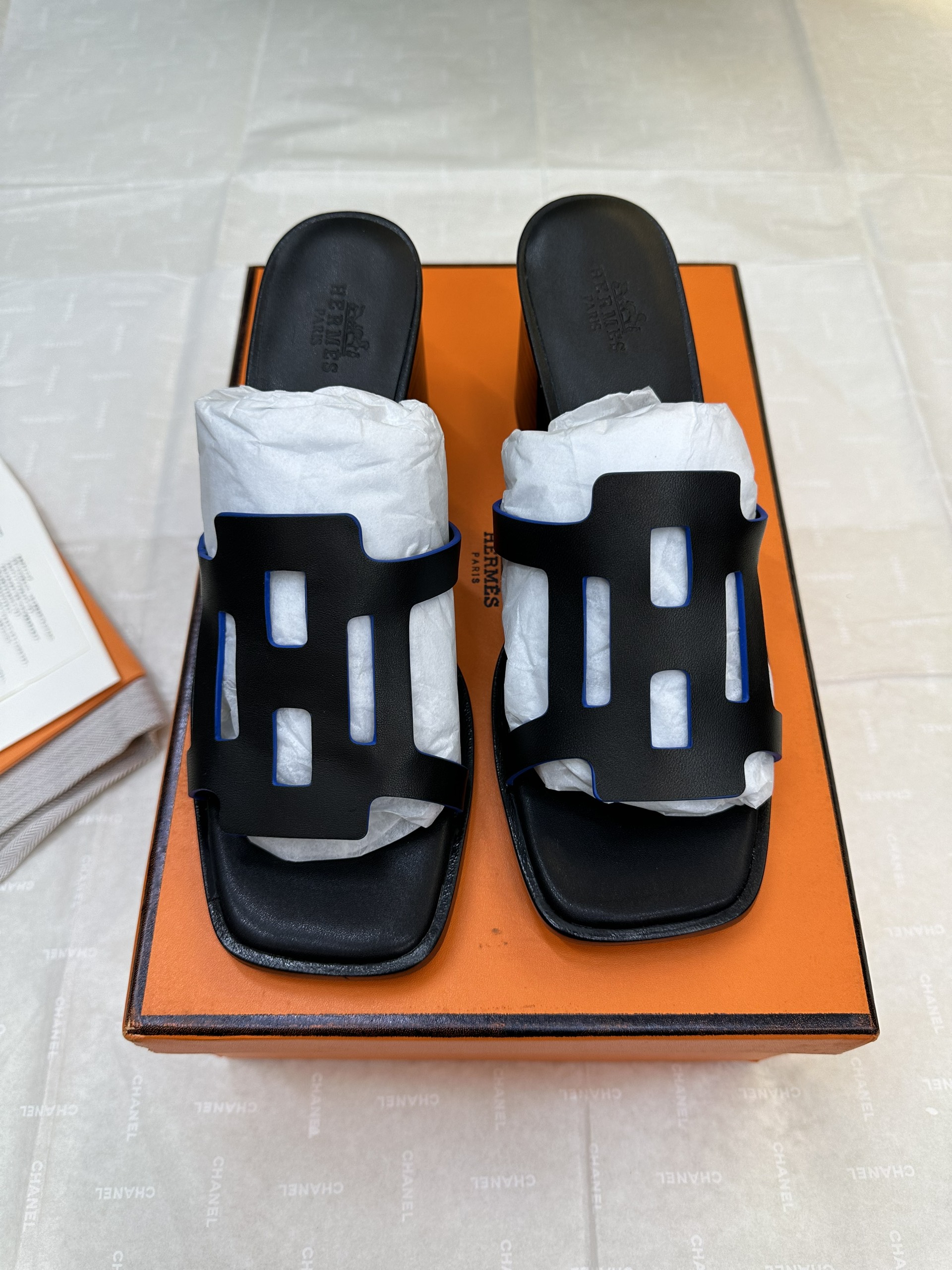 Giày Hermes Sandal Izzy 60 Siêu Cấp Màu Đen Size 35