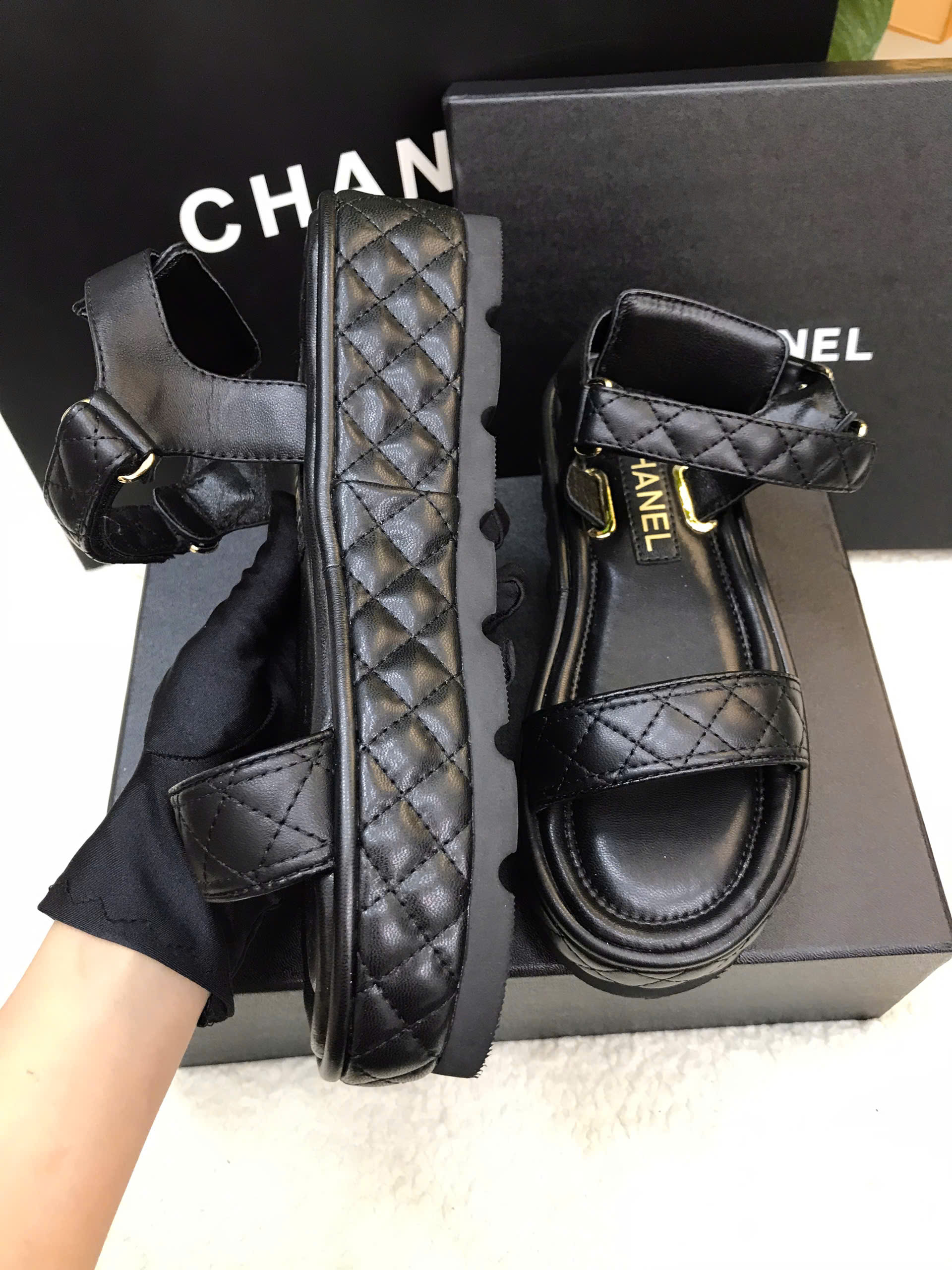 Giày Chanel Black Suede Sandals Siêu Cấp Màu Đen Size 37