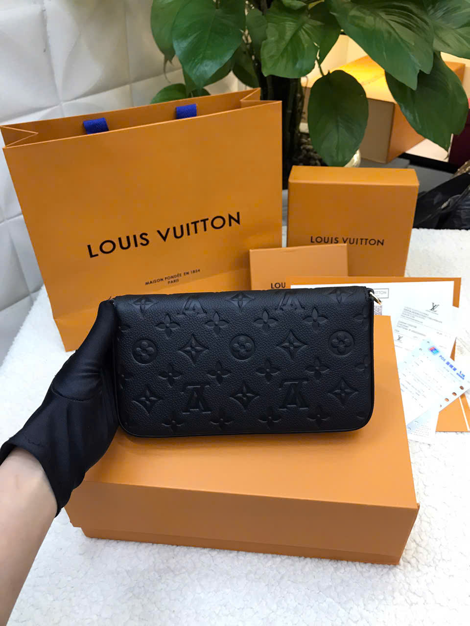 Túi LV Félicie Pochette Vip Màu Đen Size 21cm M82477