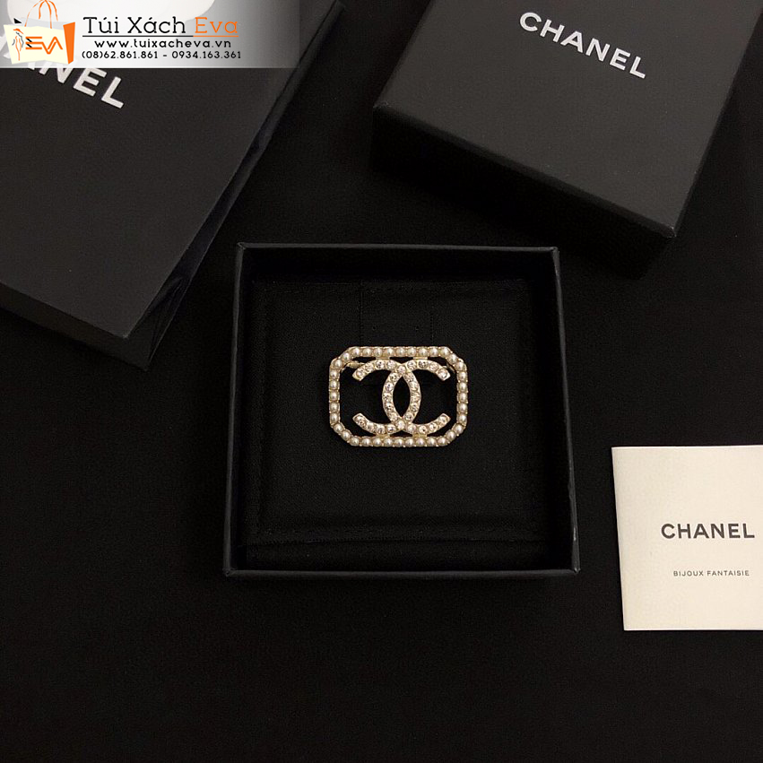 Cài Áo Chanel Siêu Cấp Màu Vàng Đẹp.