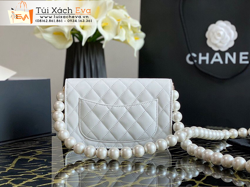 Túi Xách Chanel Clogo Bag Siêu Cấp Màu Trắng Đẹp.