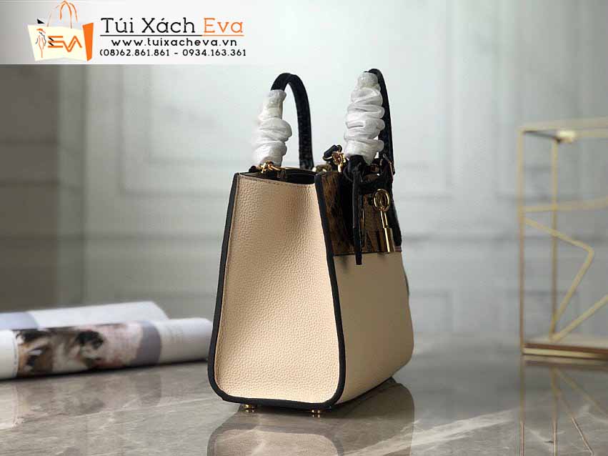 Túi Xách LV City Steamer Bag Siêu Cấp Màu Kem Đẹp M95975.