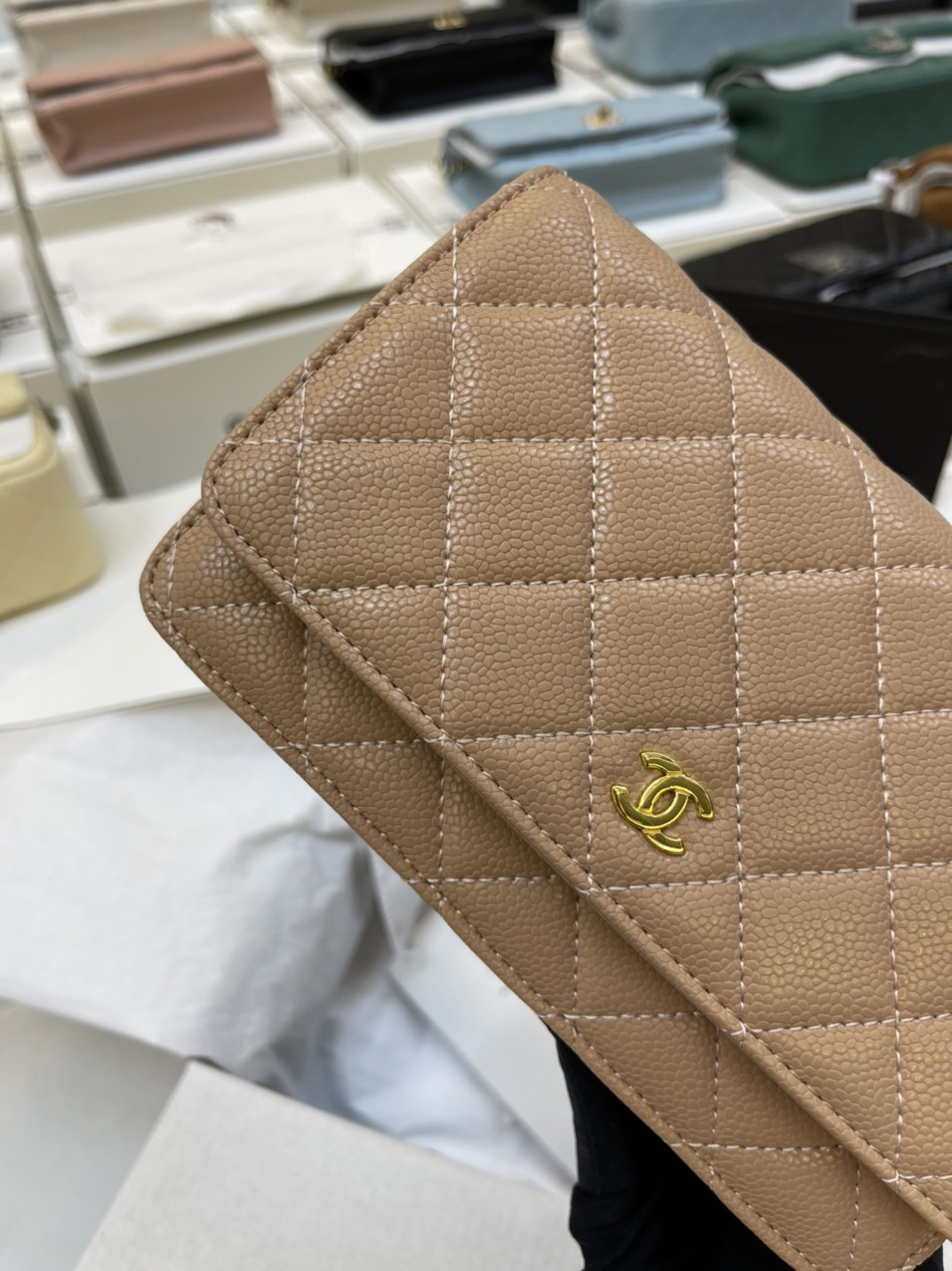 Túi Xách Chanel Super Woc Màu Nâu Khóa Vàng Size 19cm