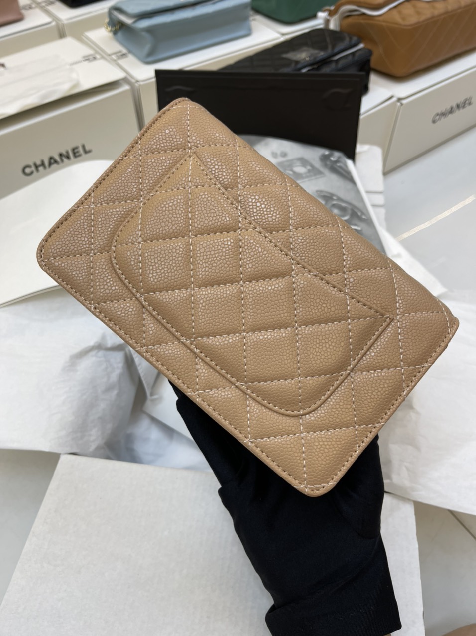 Túi Xách Chanel Super Woc Màu Nâu Khóa Vàng Size 19cm