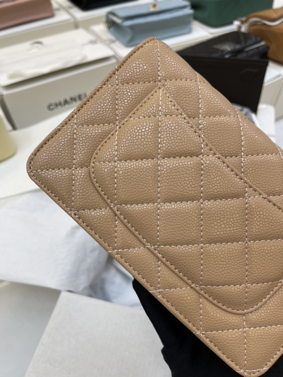Túi Xách Chanel Super Woc Màu Nâu Khóa Vàng Size 19cm