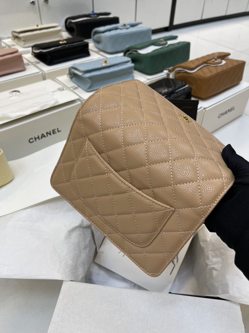 Túi Xách Chanel Super Woc Màu Nâu Khóa Vàng Size 19cm