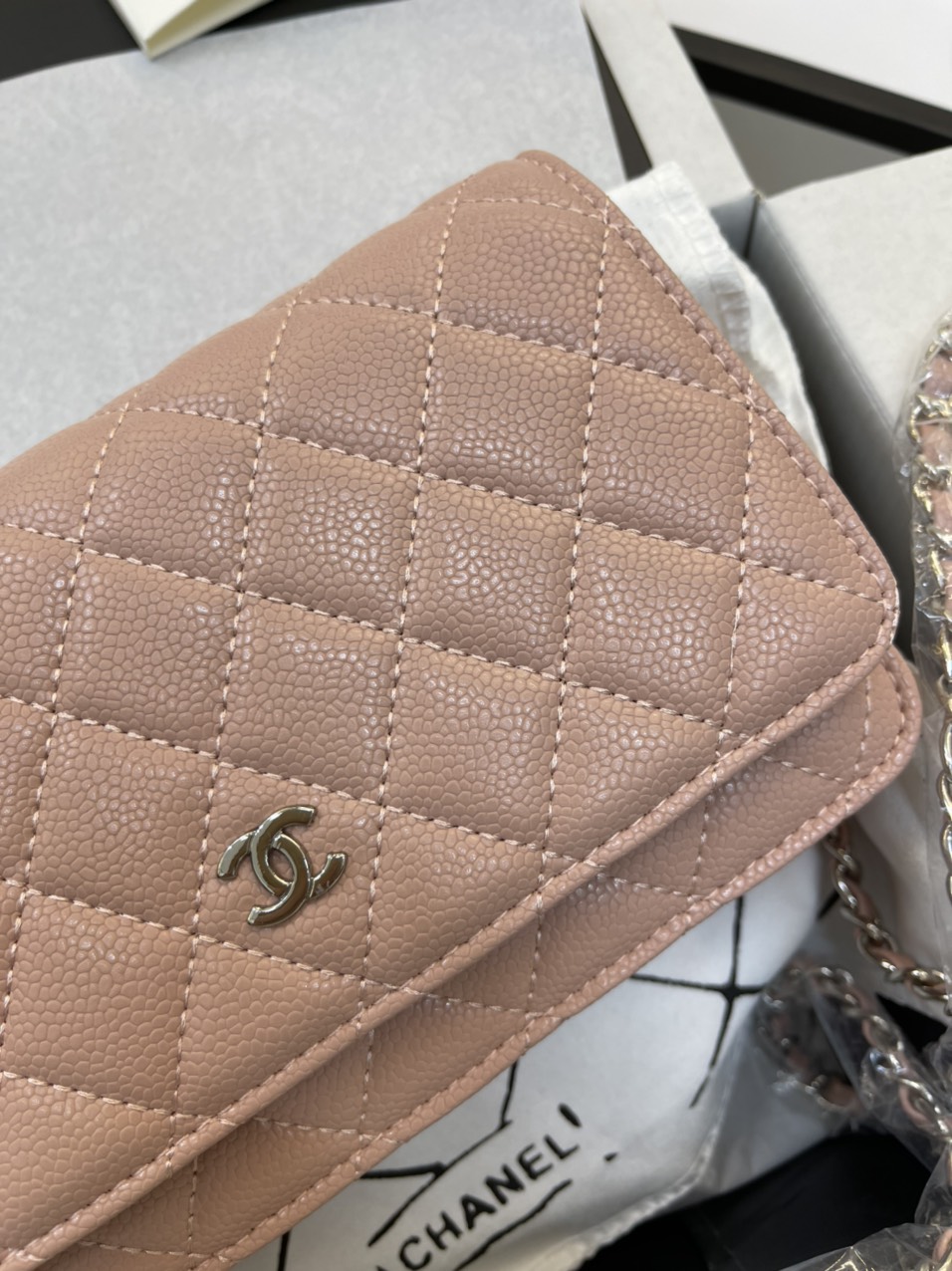 Túi Xách Chanel Super Woc Màu Hồng Khóa Bạc Size 19cm