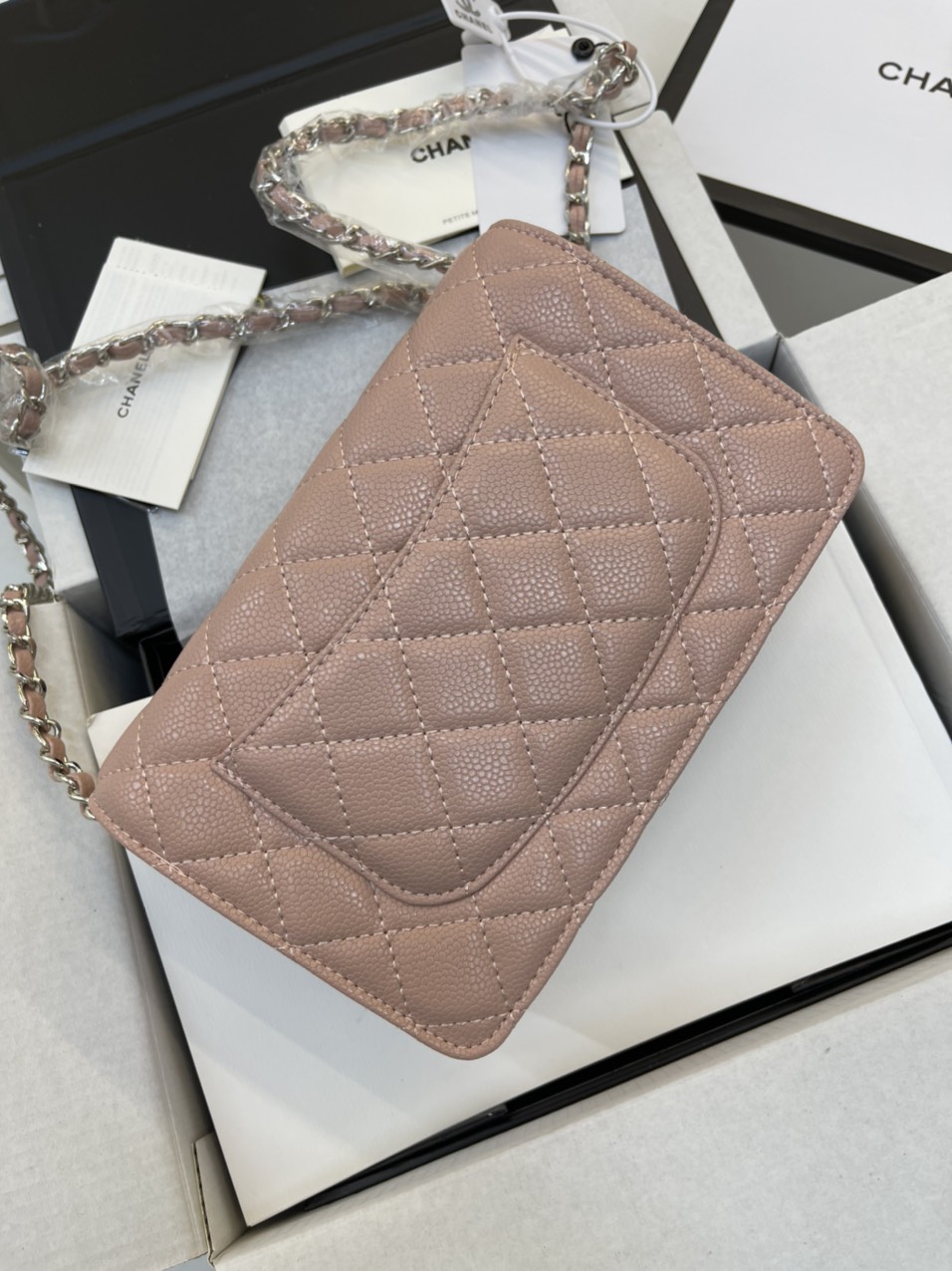 Túi Xách Chanel Super Woc Màu Hồng Khóa Bạc Size 19cm