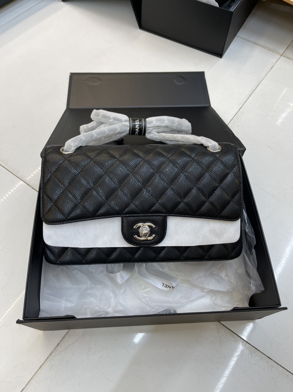 Túi Xách Chanel Super Classic Size 25cm Màu Đen