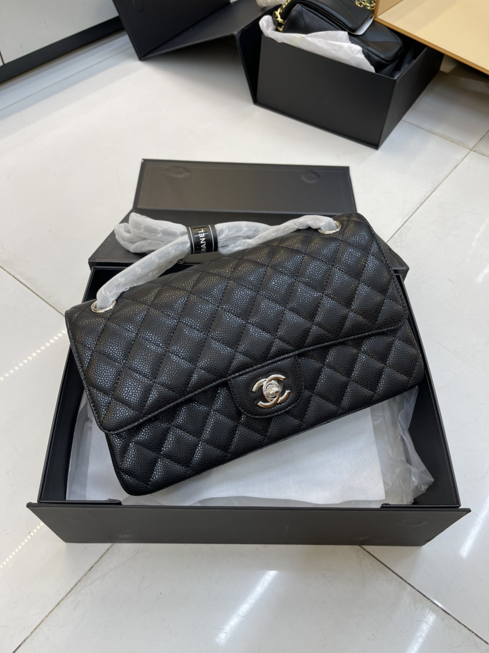 Túi Xách Chanel Super Classic Size 25cm Màu Đen