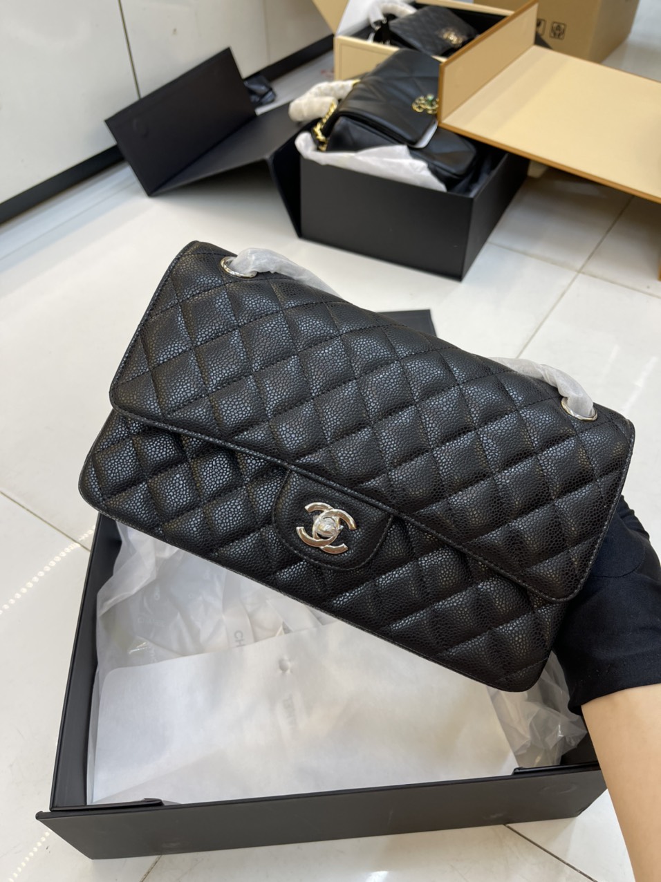 Túi Xách Chanel Super Classic Size 25cm Màu Đen