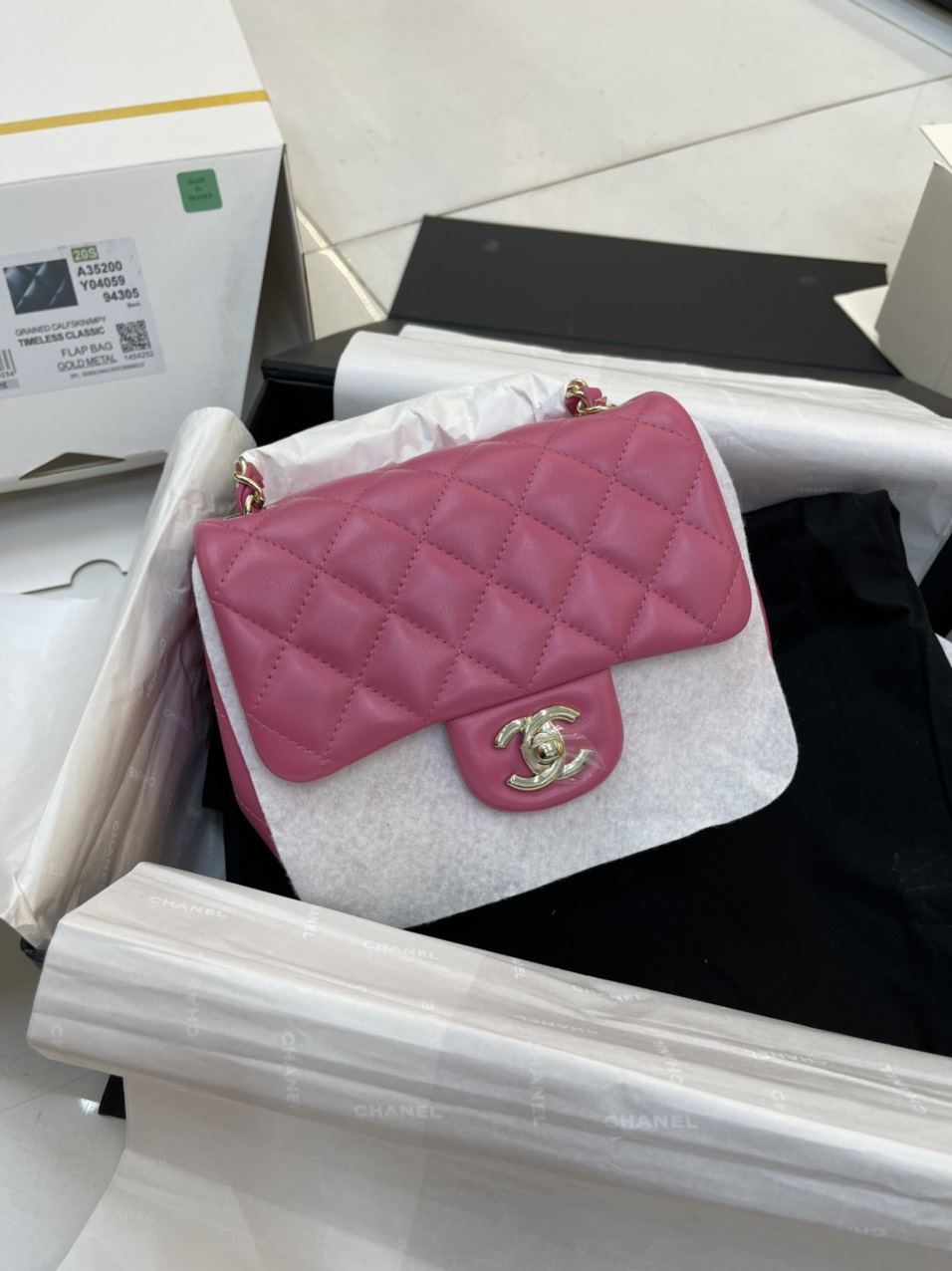 Túi Xách Chanel VIP Flap Bag Màu Hồng Size 17cm