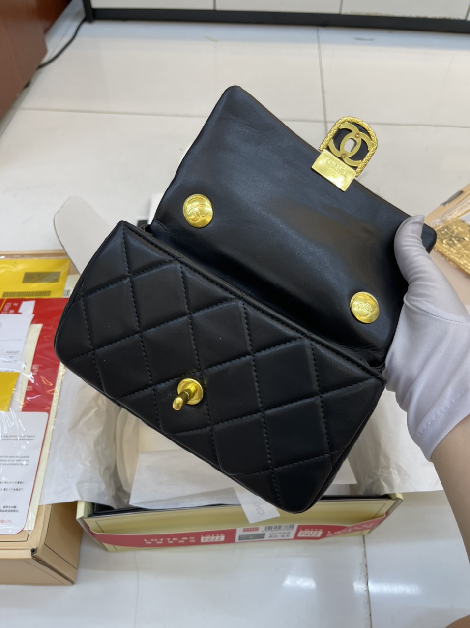 Túi Đeo Chéo Chanel Super Mini Flap Bag LambskinHardware AS3473 Màu Đen