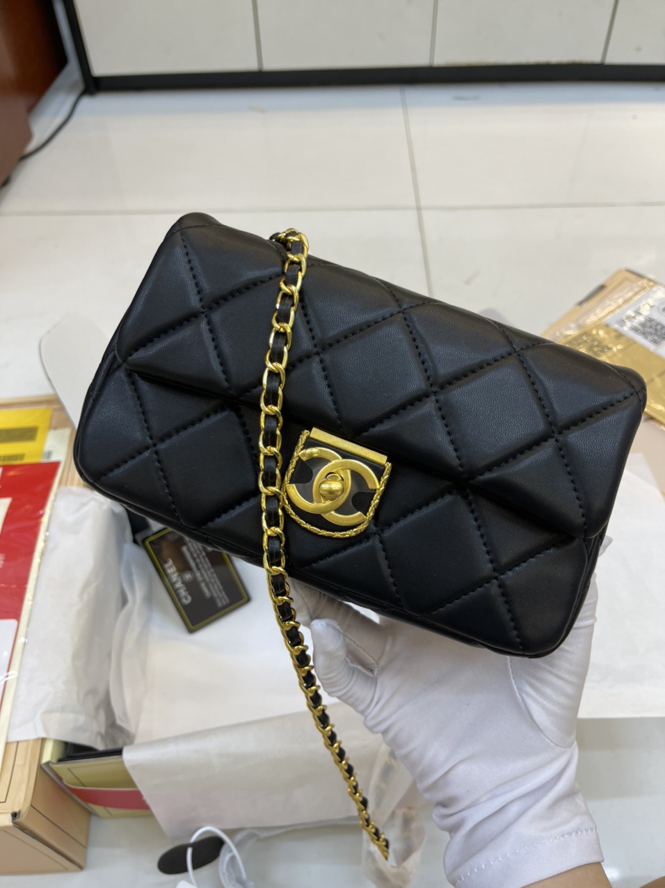Túi Đeo Chéo Chanel Super Mini Flap Bag LambskinHardware AS3473 Màu Đen