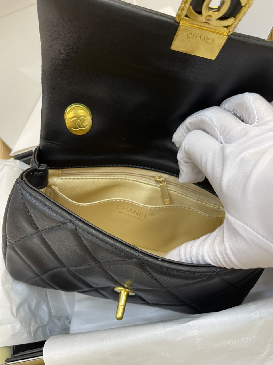 Túi Đeo Chéo Chanel Super Mini Flap Bag LambskinHardware AS3473 Màu Đen