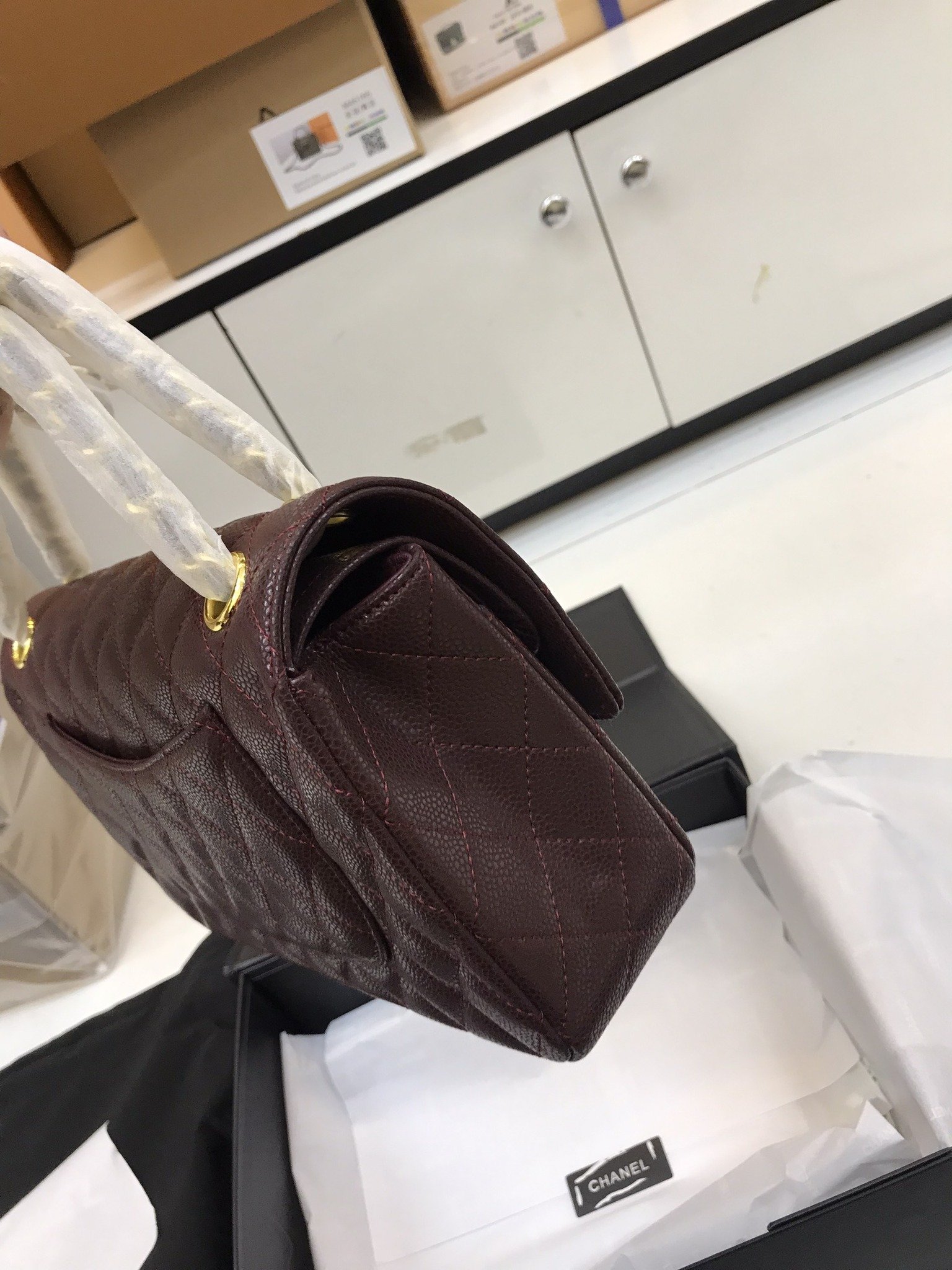 Túi Xách Chanel Super Classic Burgundy Caviar Màu Đỏ