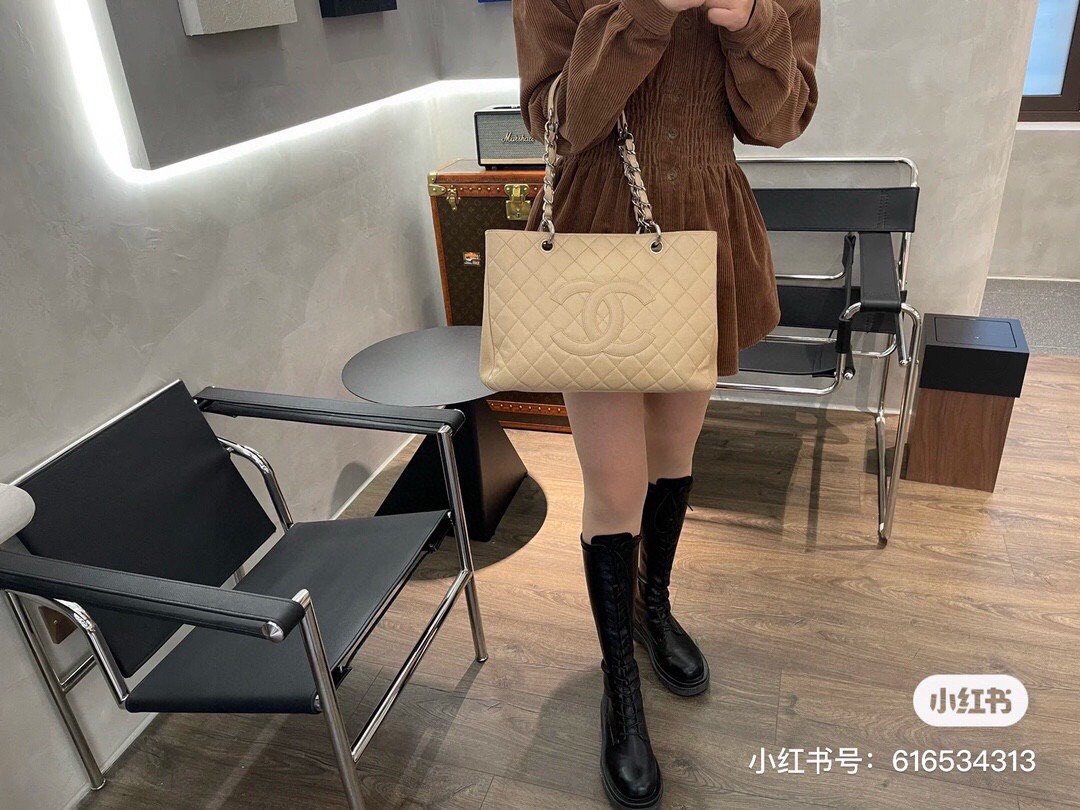 Túi Xách CHANEL Super Caviar Grand Timeless Tote GTT Màu Be