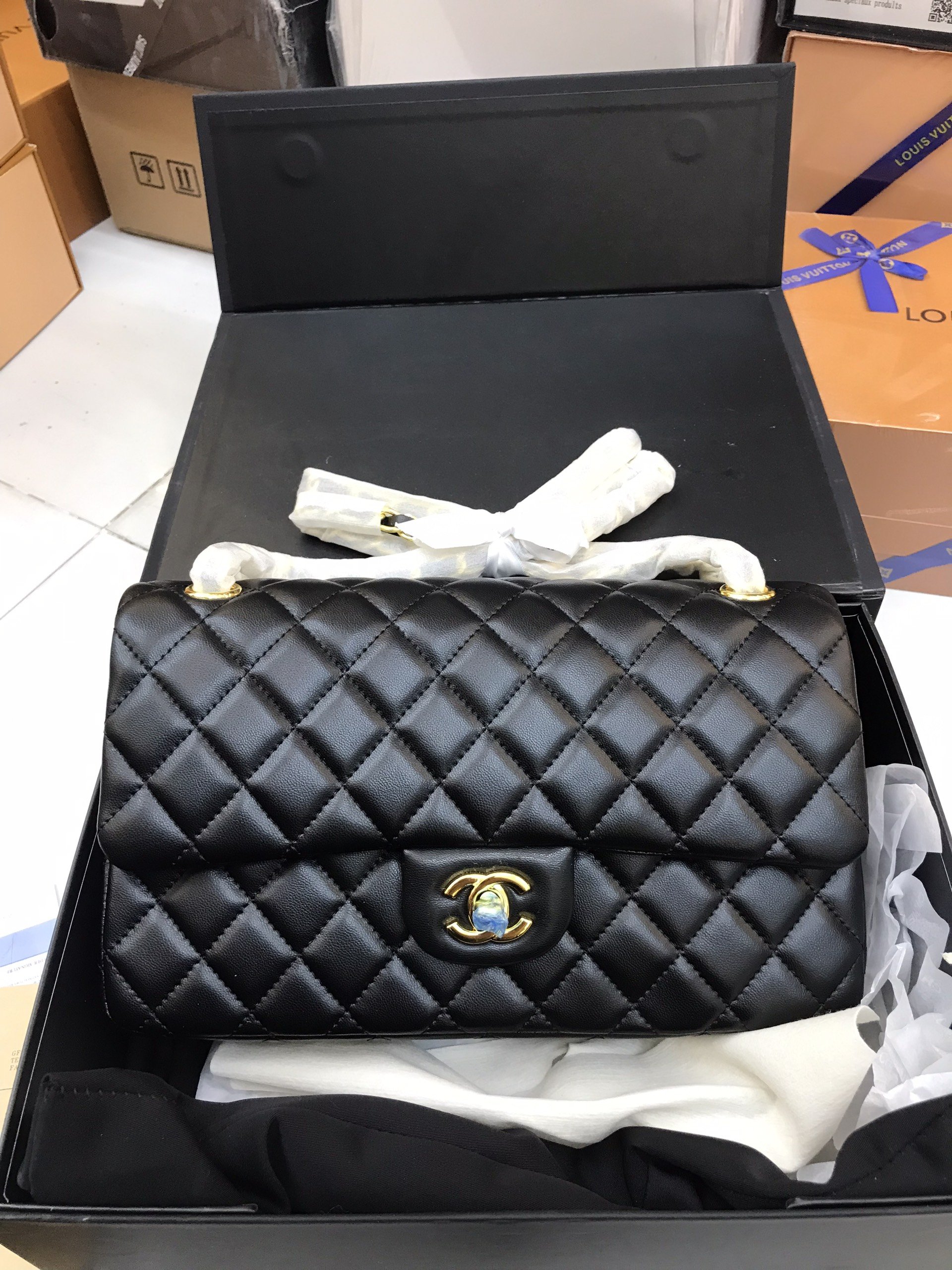 Túi Xách Chanel Classic Super Màu Đen Da Caviar Size 26cm