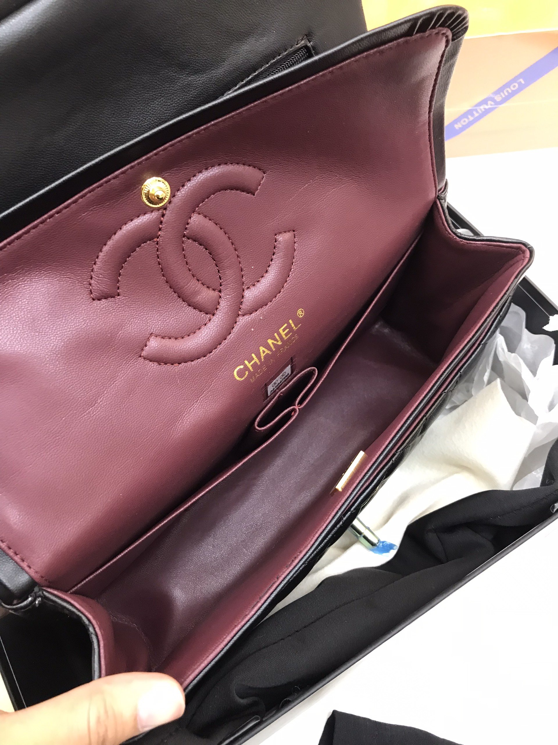 Túi Xách Chanel Classic Super Màu Đen Da Caviar Size 26cm