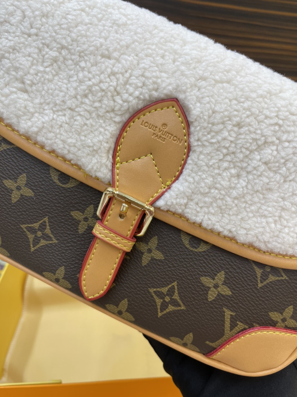 Túi Xách LV Super Diane Satchel Size 25cm