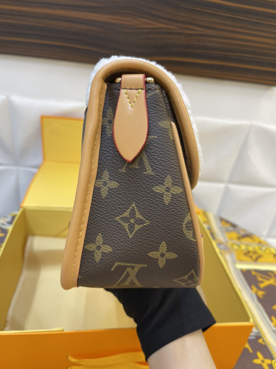 Túi Xách LV Super Diane Satchel Size 25cm