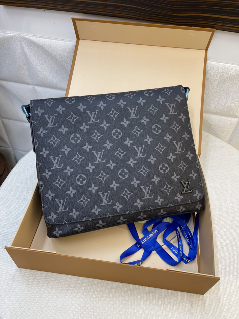 Túi Xách LV Super District Monogram Size 31cm