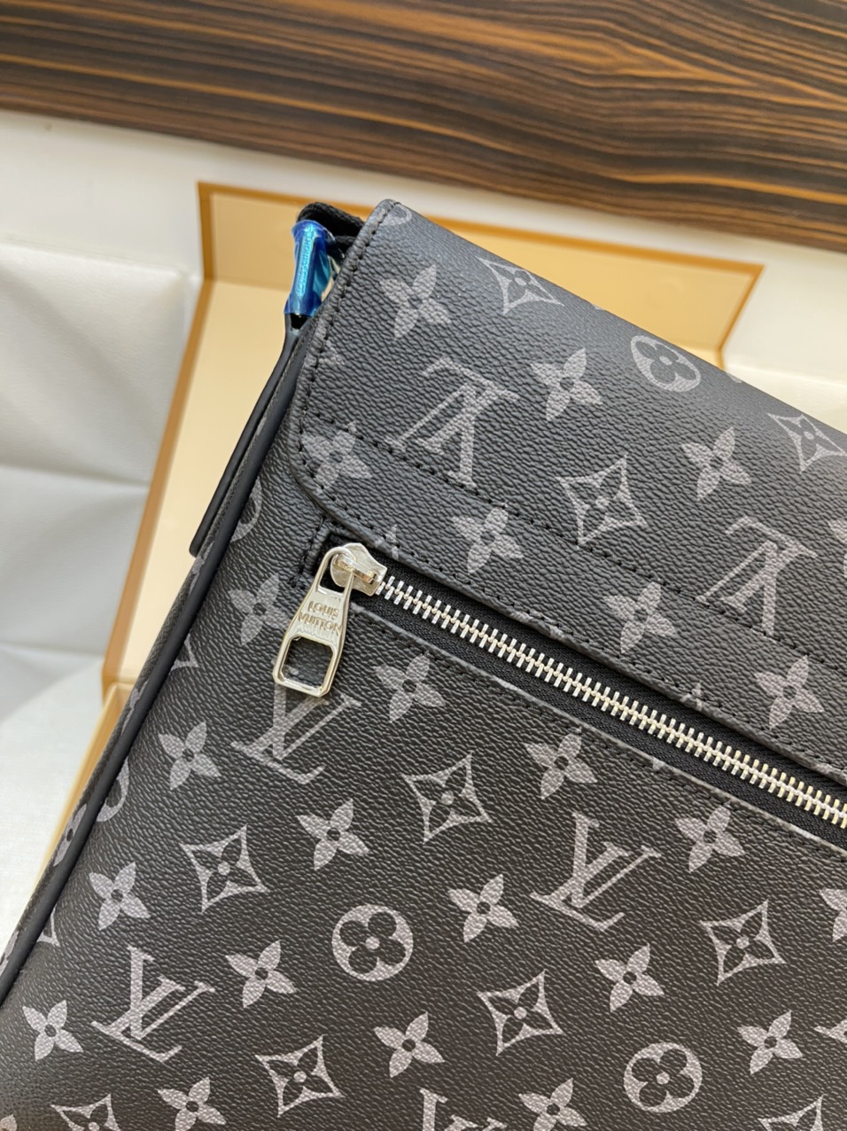 Túi Xách LV Super District Monogram Size 31cm