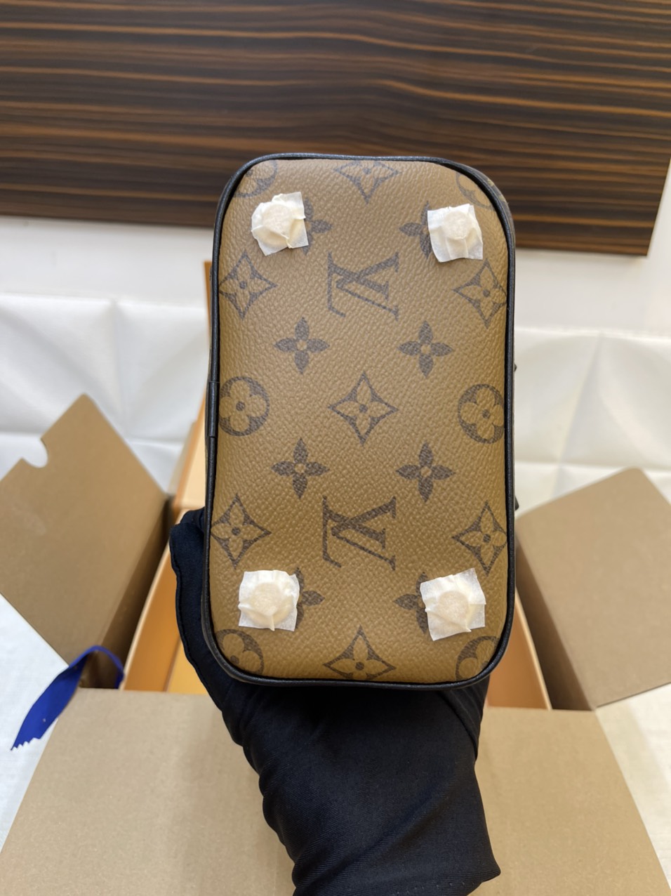 Túi Xách LV Vanity Super Monogram Size 18cm M44727