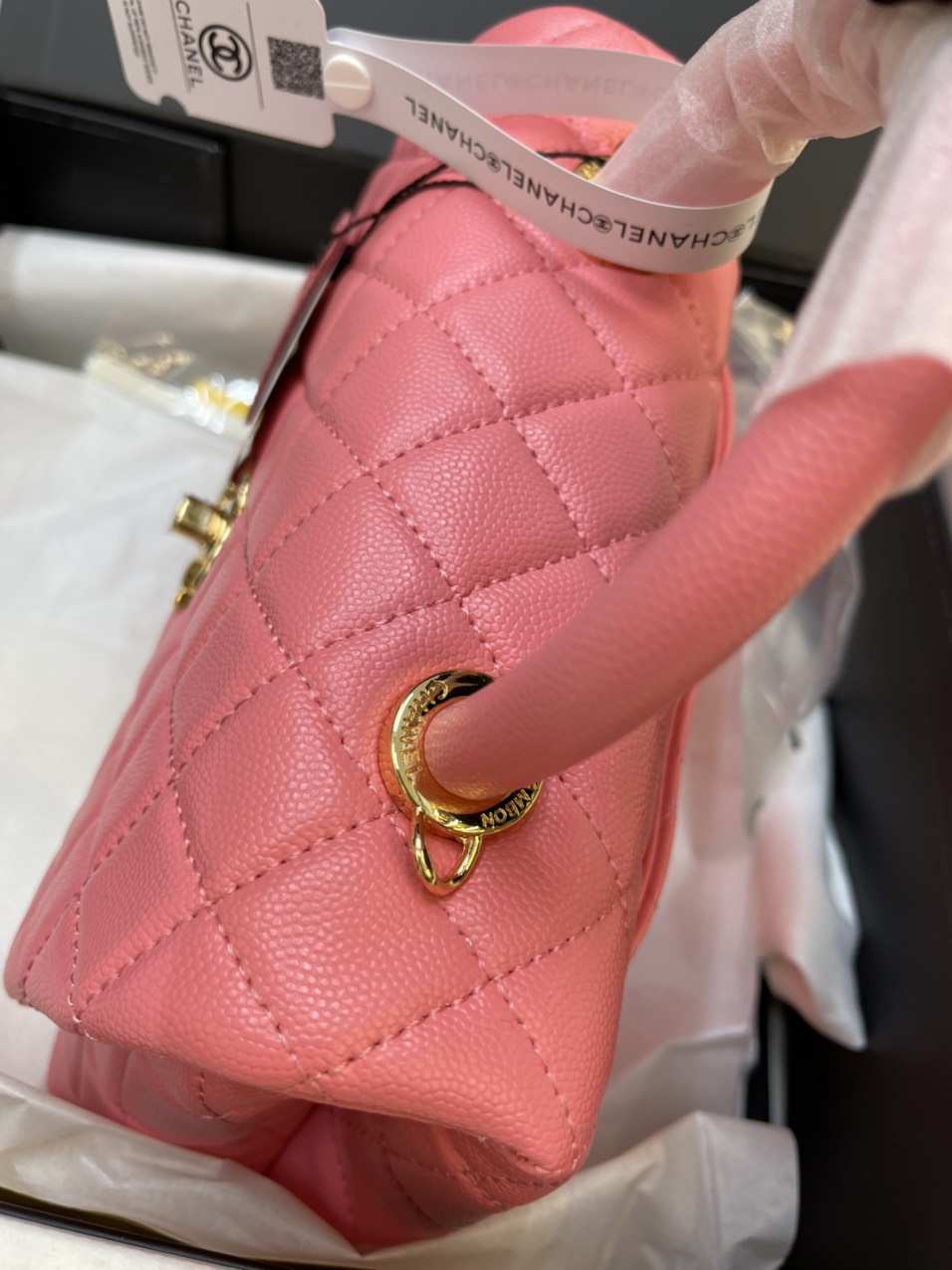 Túi Xách Chanel Super Caviar Quilted Extra Mini Coco Handle Flap Pink