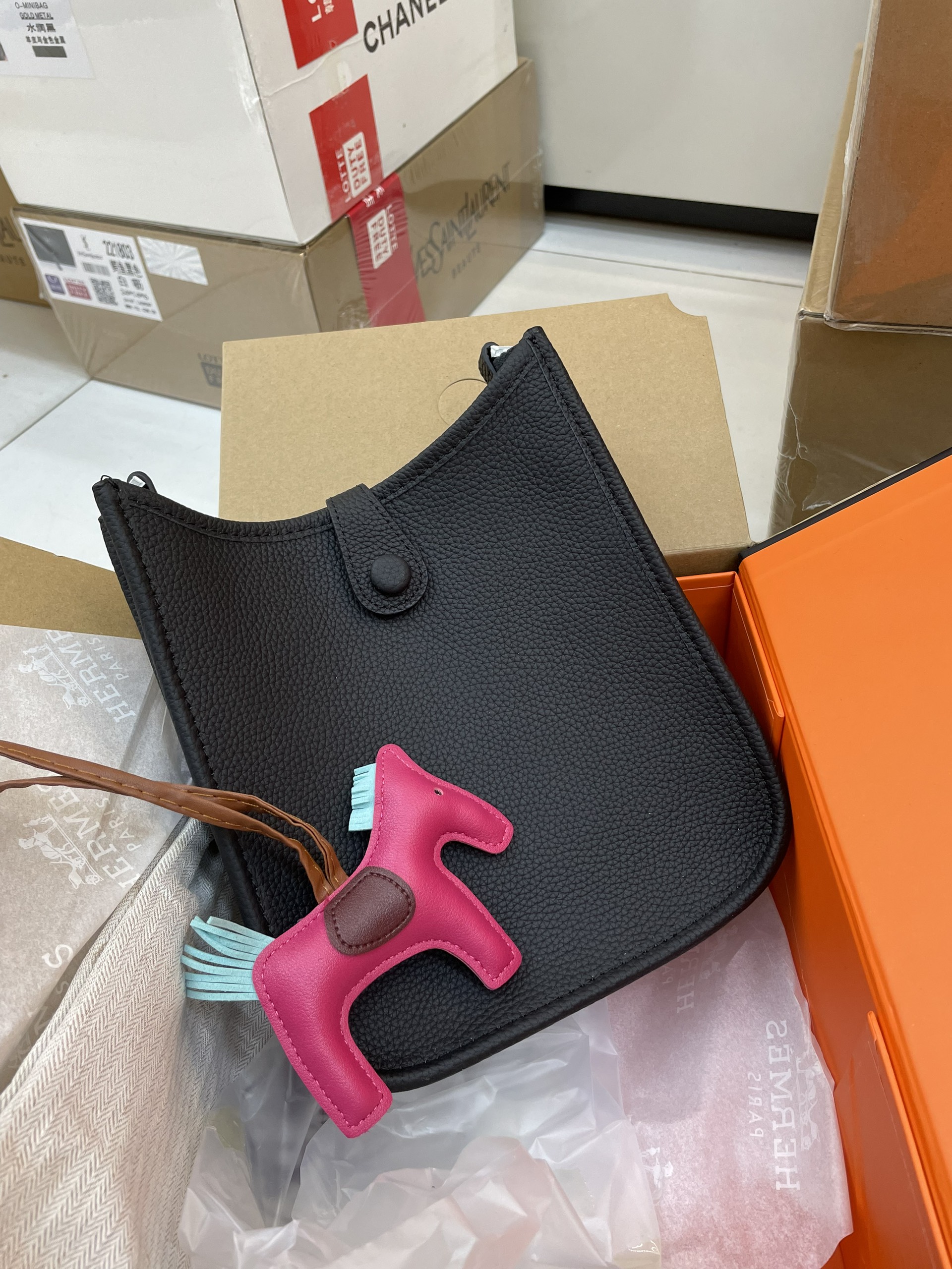 Túi xách Hermes Super Mini Evelyn Full Box Màu Đen