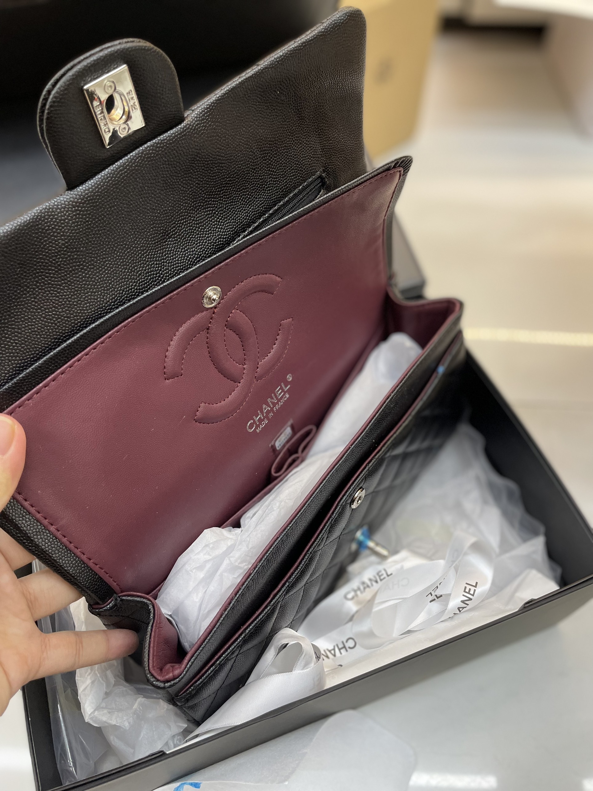 Túi Xách CHANEL Super Classic Single Flap Black Caviar Màu Đen Size 26cm