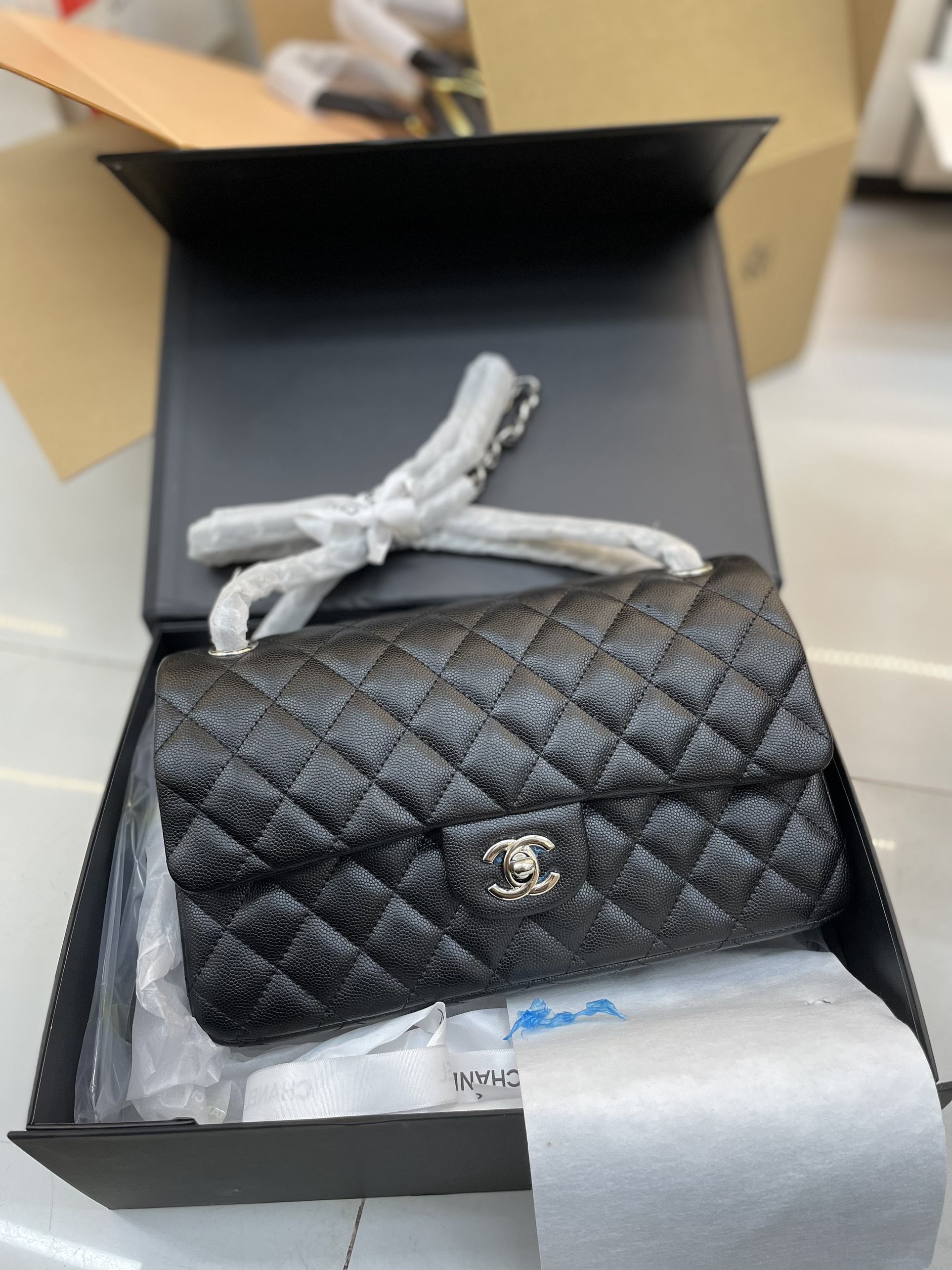 Túi Xách CHANEL Super Classic Single Flap Black Caviar Màu Đen Size 26cm