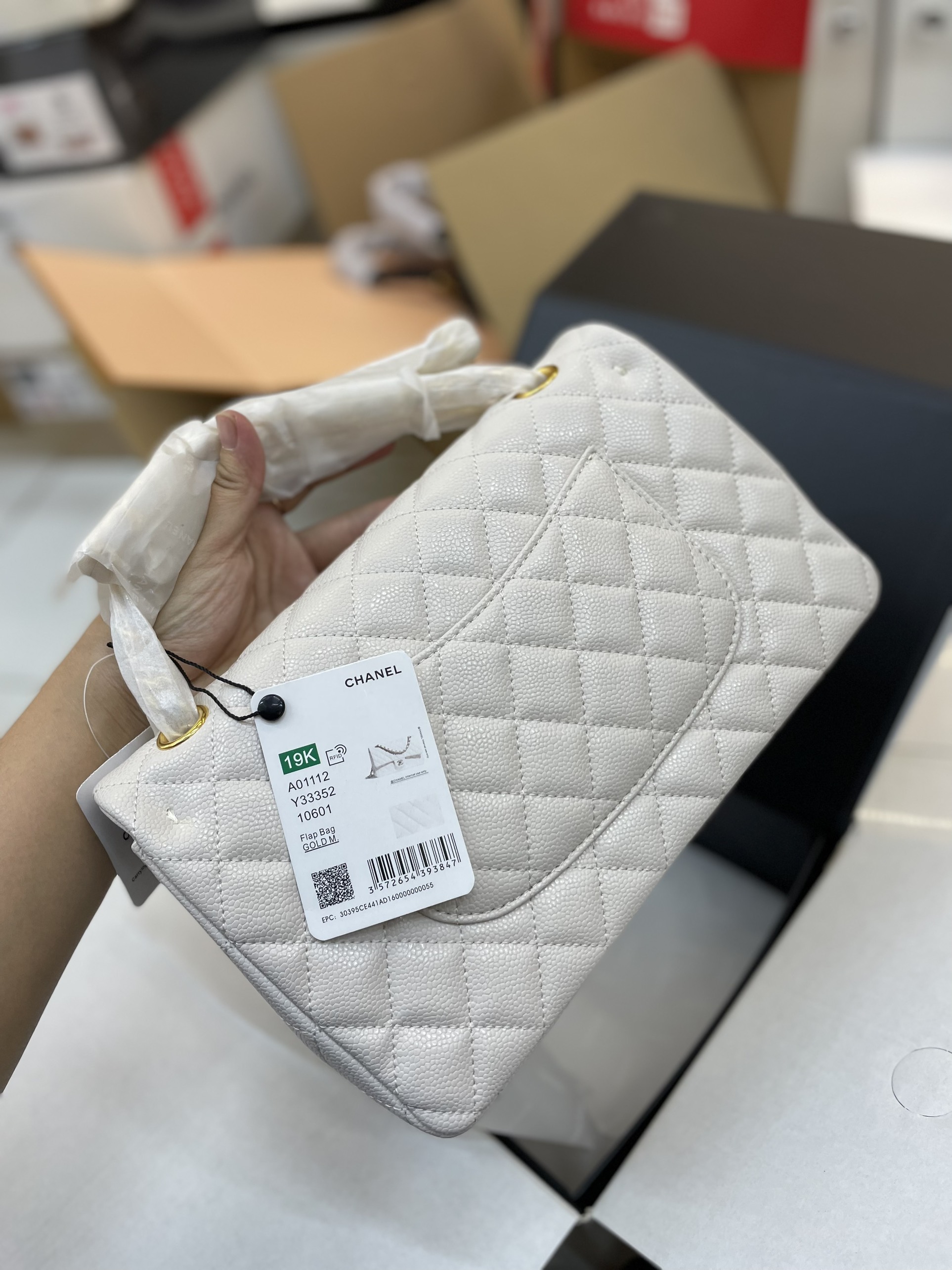 Túi Xách CHANEL Super Classic Single Flap Black Caviar Màu Trắng Size 26cm