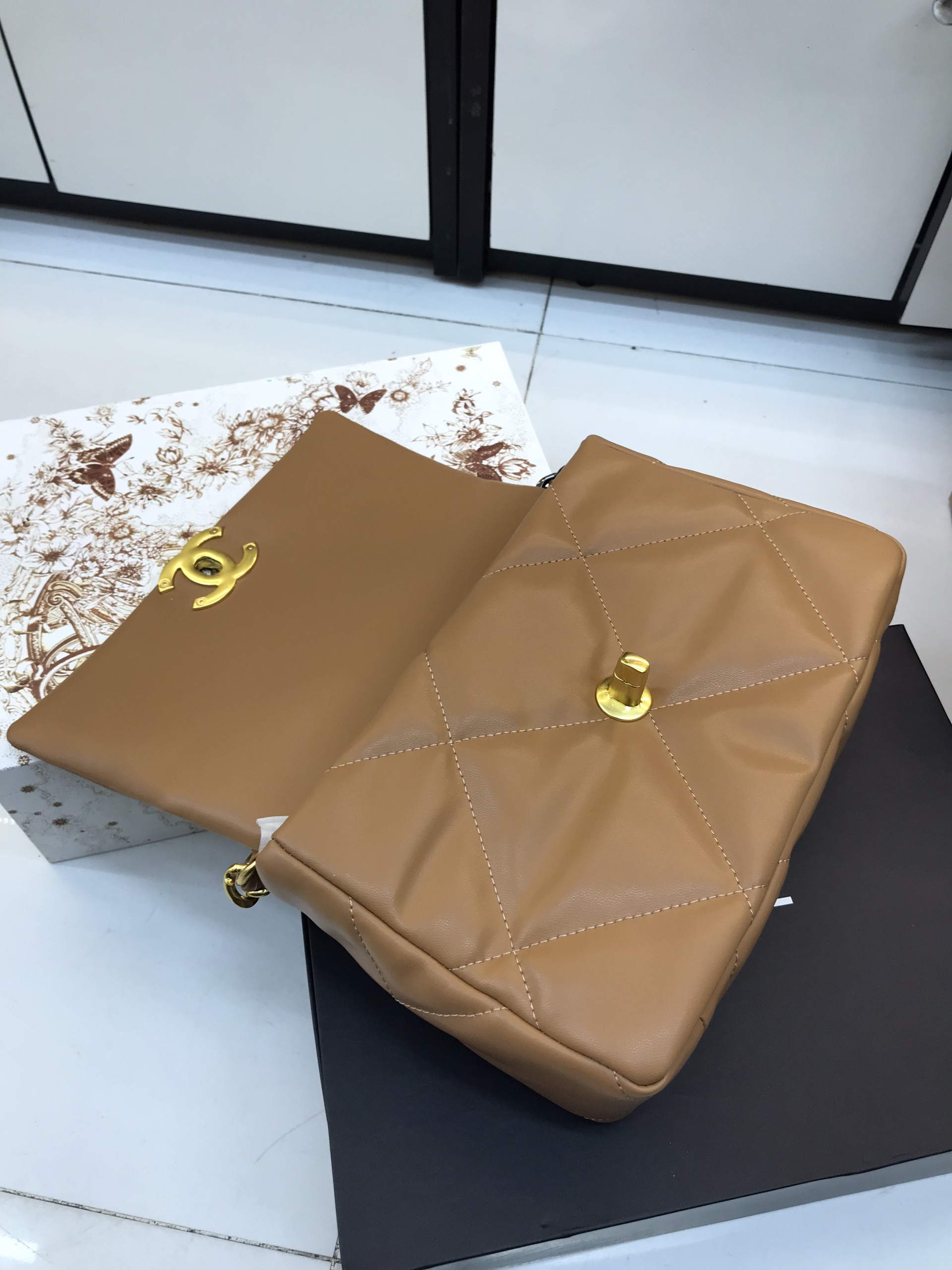 Túi Xách Chanel 19 Super Small Flap Bag In Brown Size 26cm