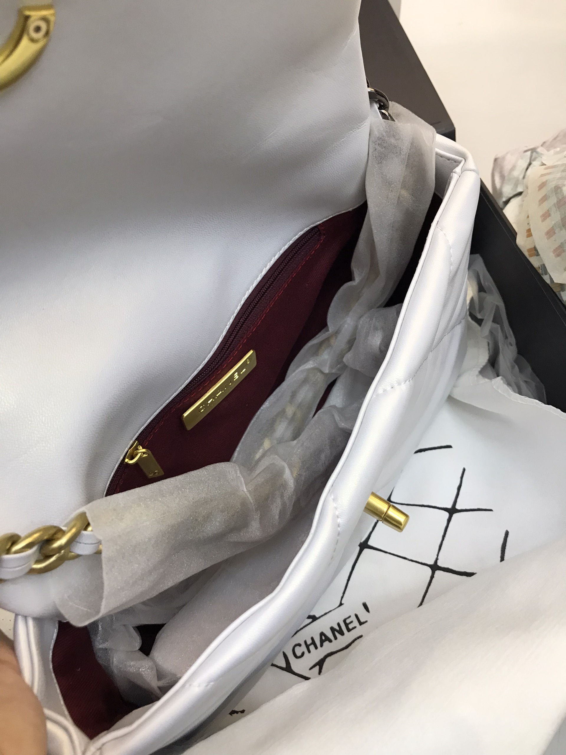 Túi Xách Chanel 19 Super Small Flap Bag In Light White Size 26cm