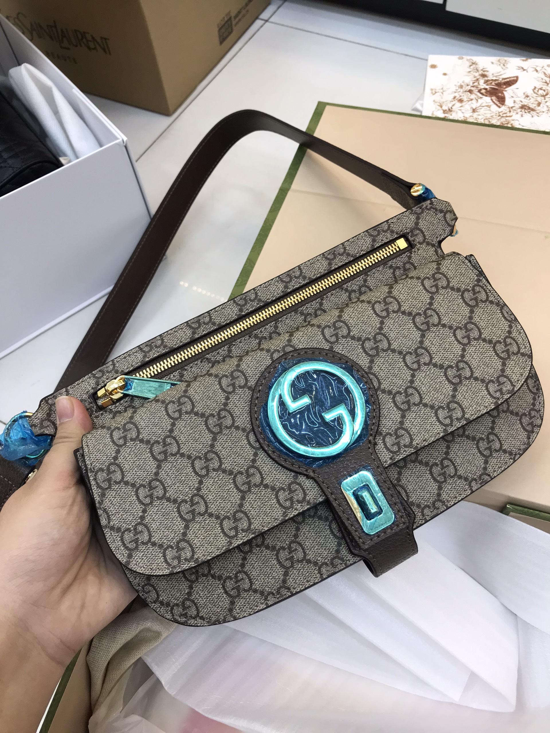 Túi xách Gucci super Blondie belt bag