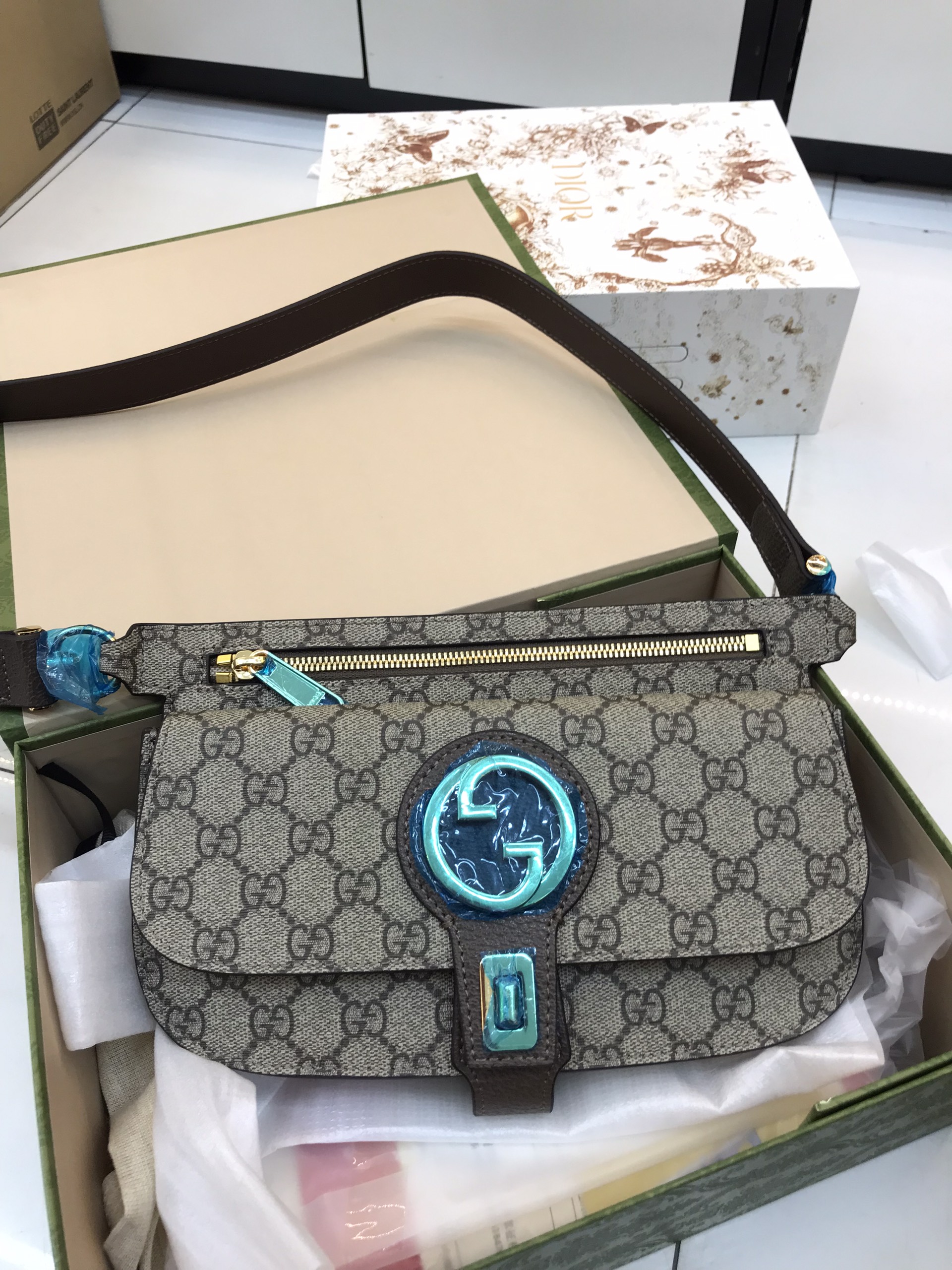 Túi xách Gucci super Blondie belt bag