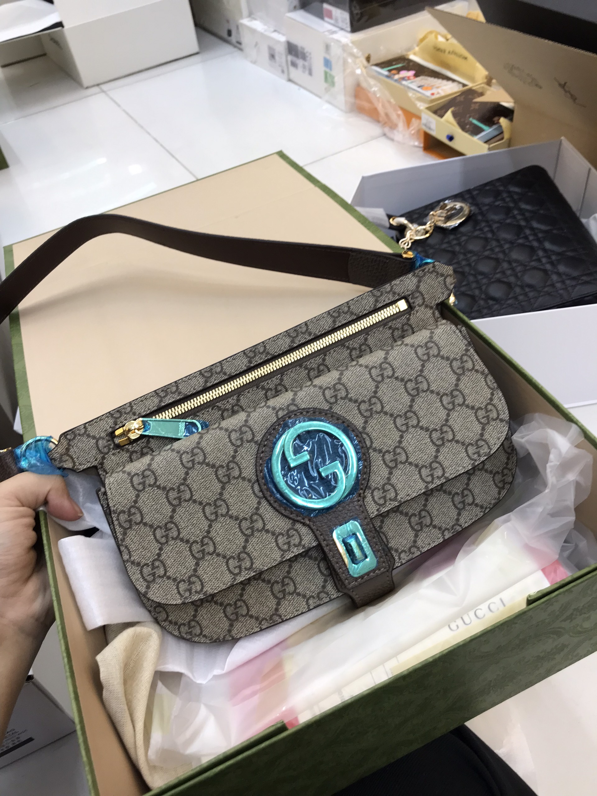 Túi xách Gucci super Blondie belt bag