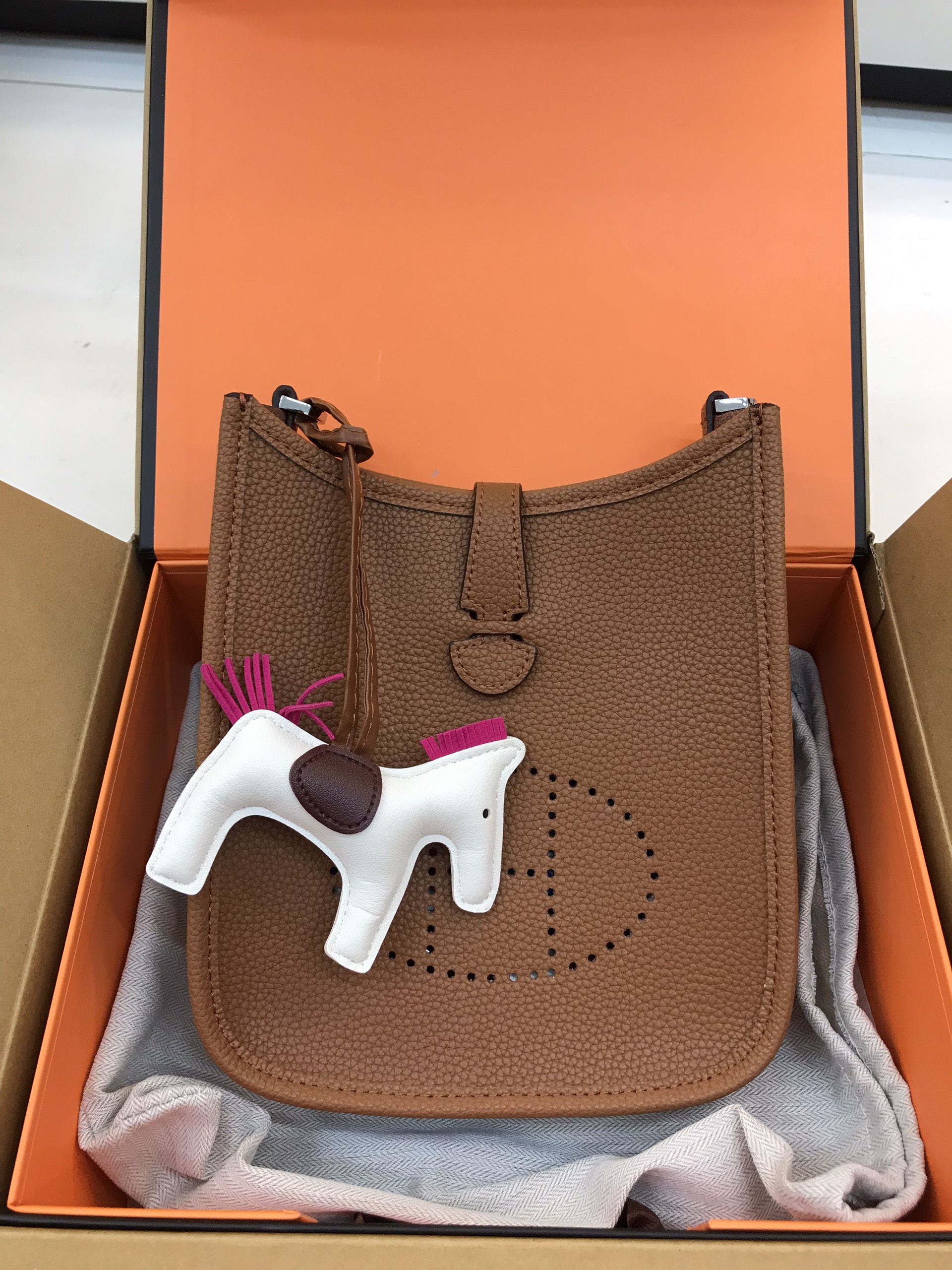 Túi xách Hermes Super Mini Evelyn Full Box Màu Nâu