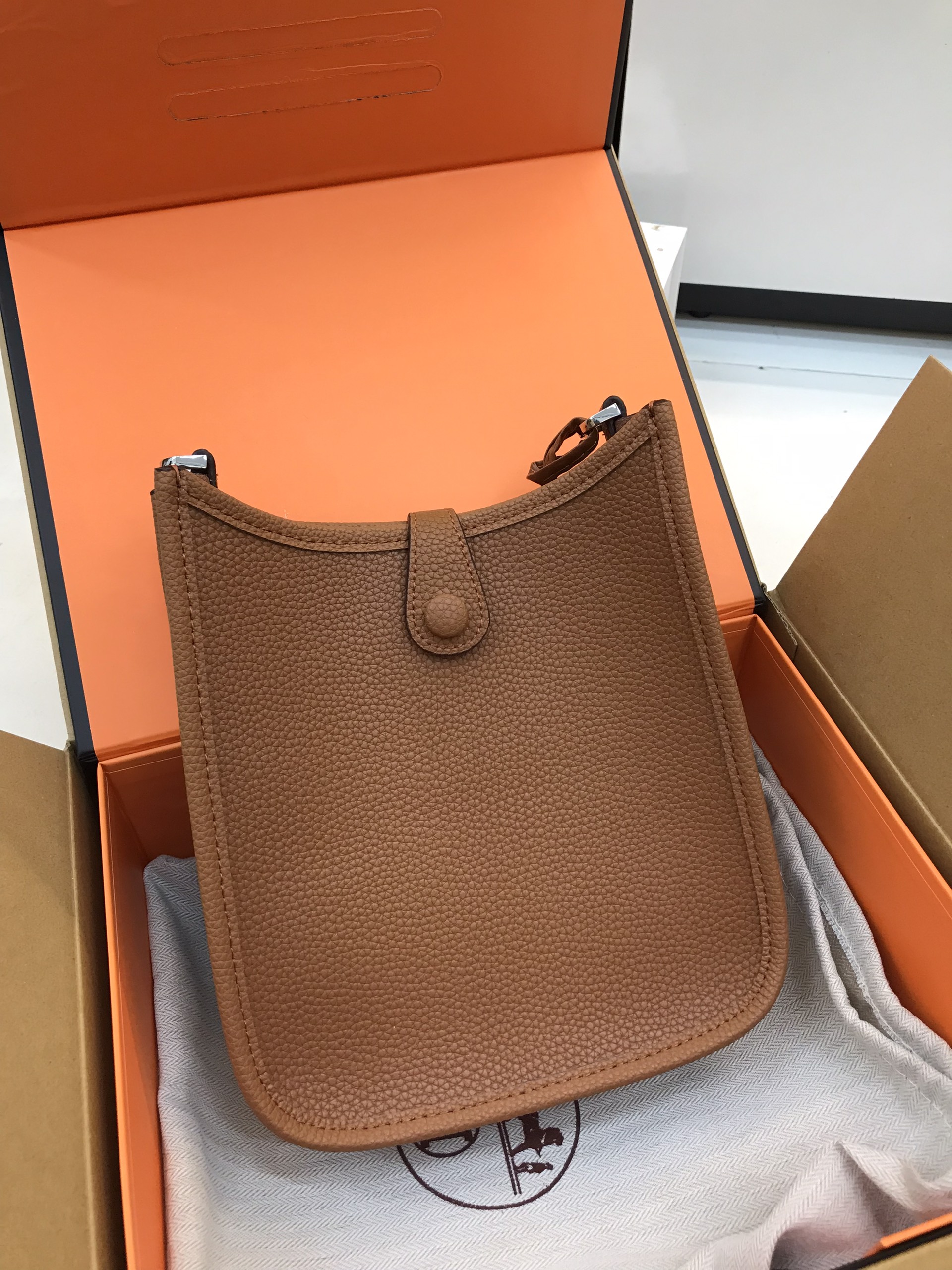 Túi xách Hermes Super Mini Evelyn Full Box Màu Nâu