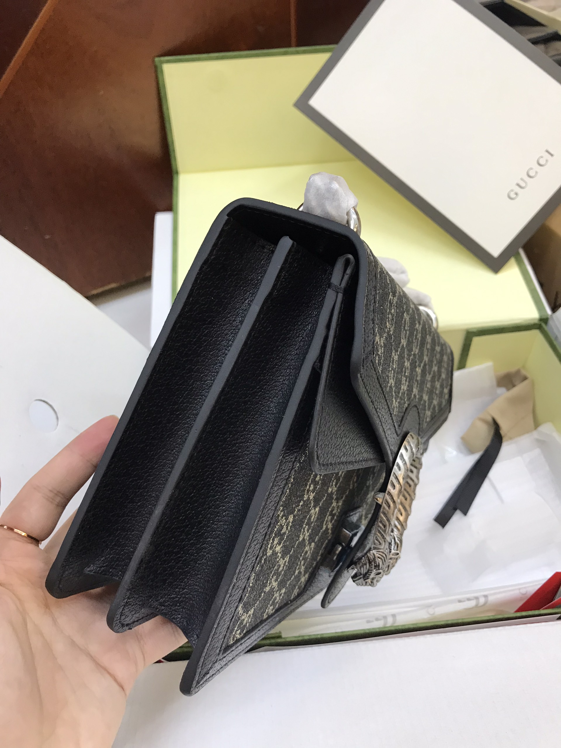 Túi Xách Gucci Dionysus Super Màu Đen Khóa Bạc Size 28cm