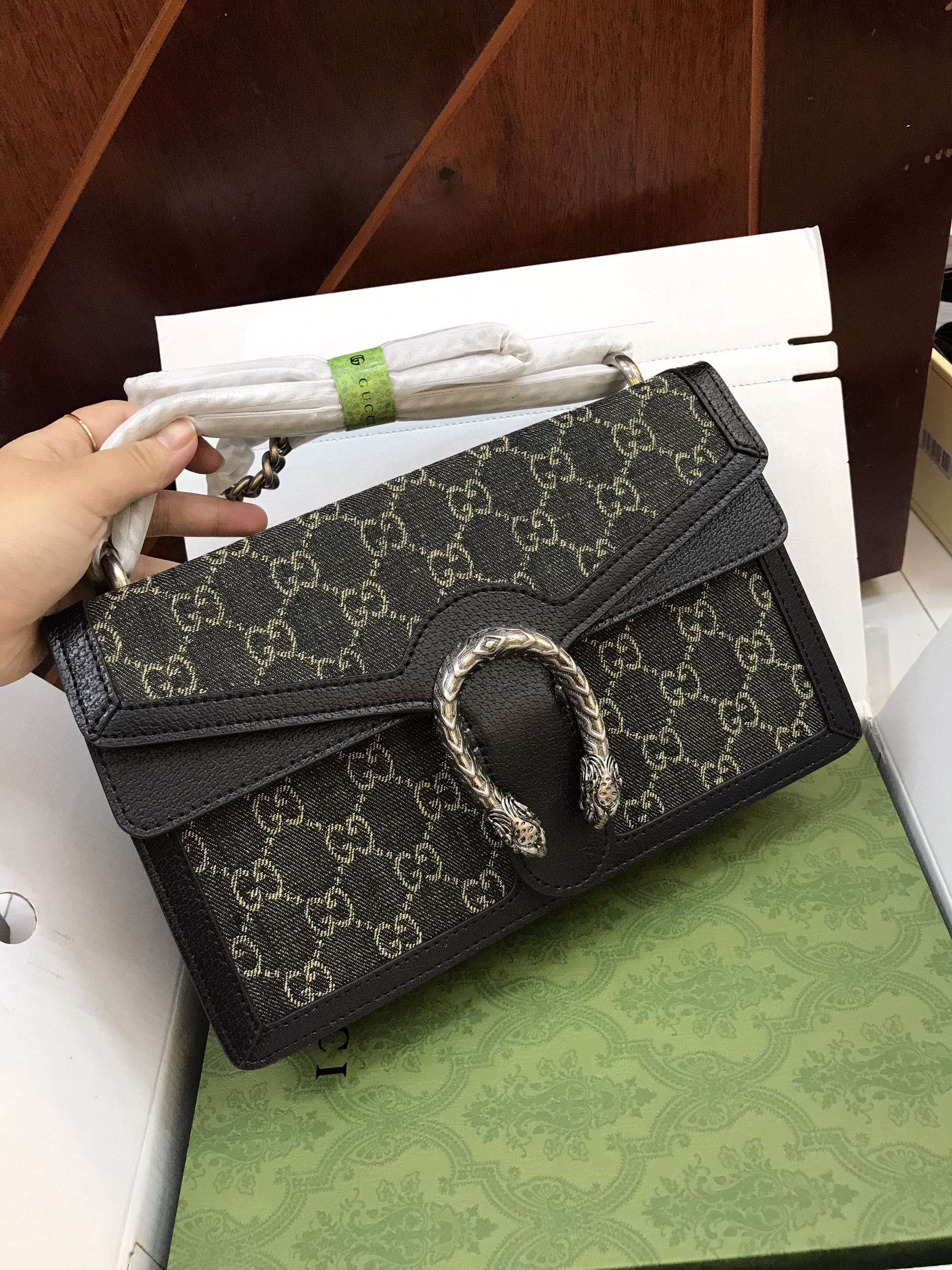Túi Xách Gucci Dionysus Super Màu Đen Khóa Bạc Size 28cm