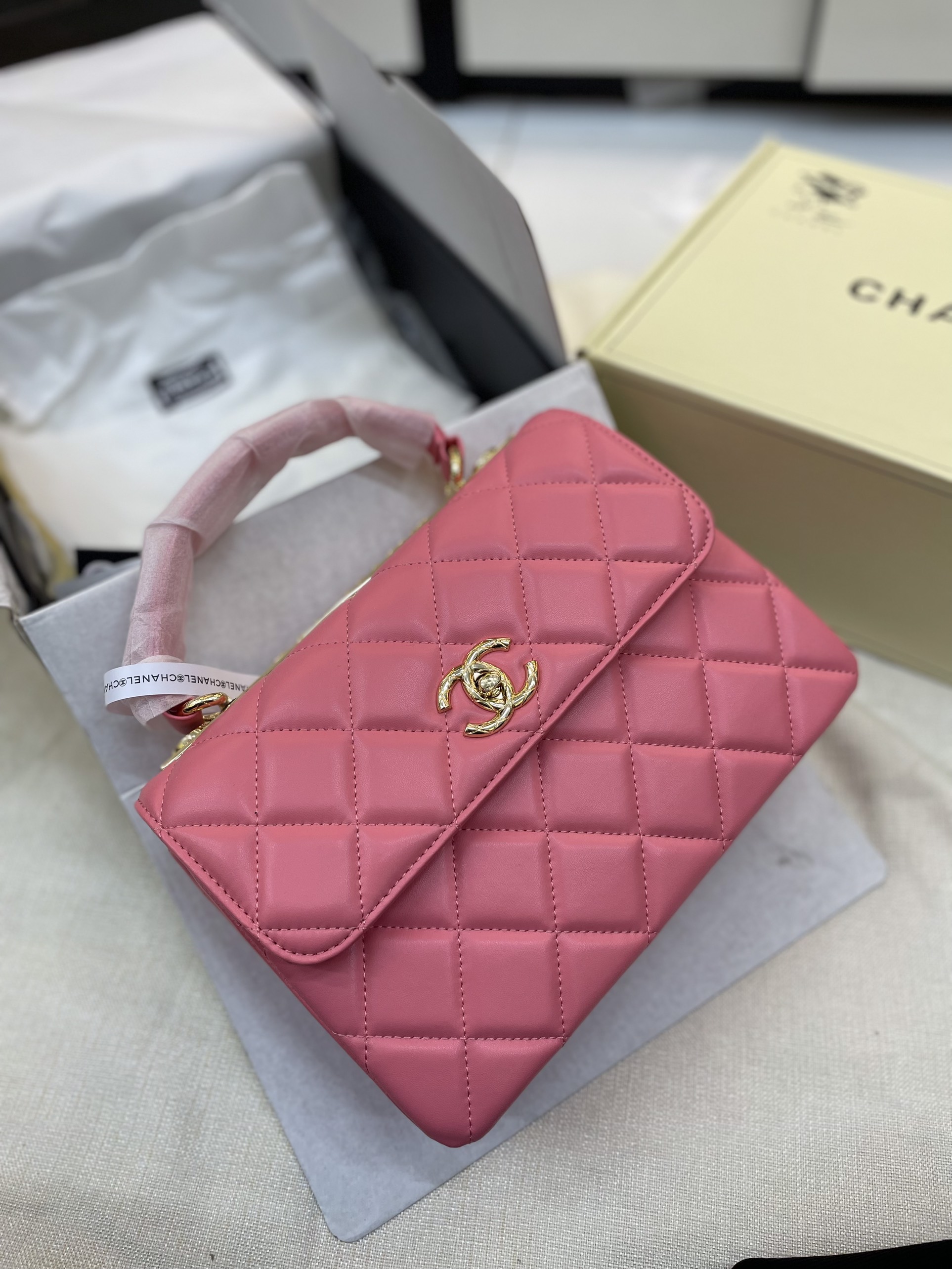 Túi Xách Chanel Super Small Trendy CC Flap Bag Màu Hồng