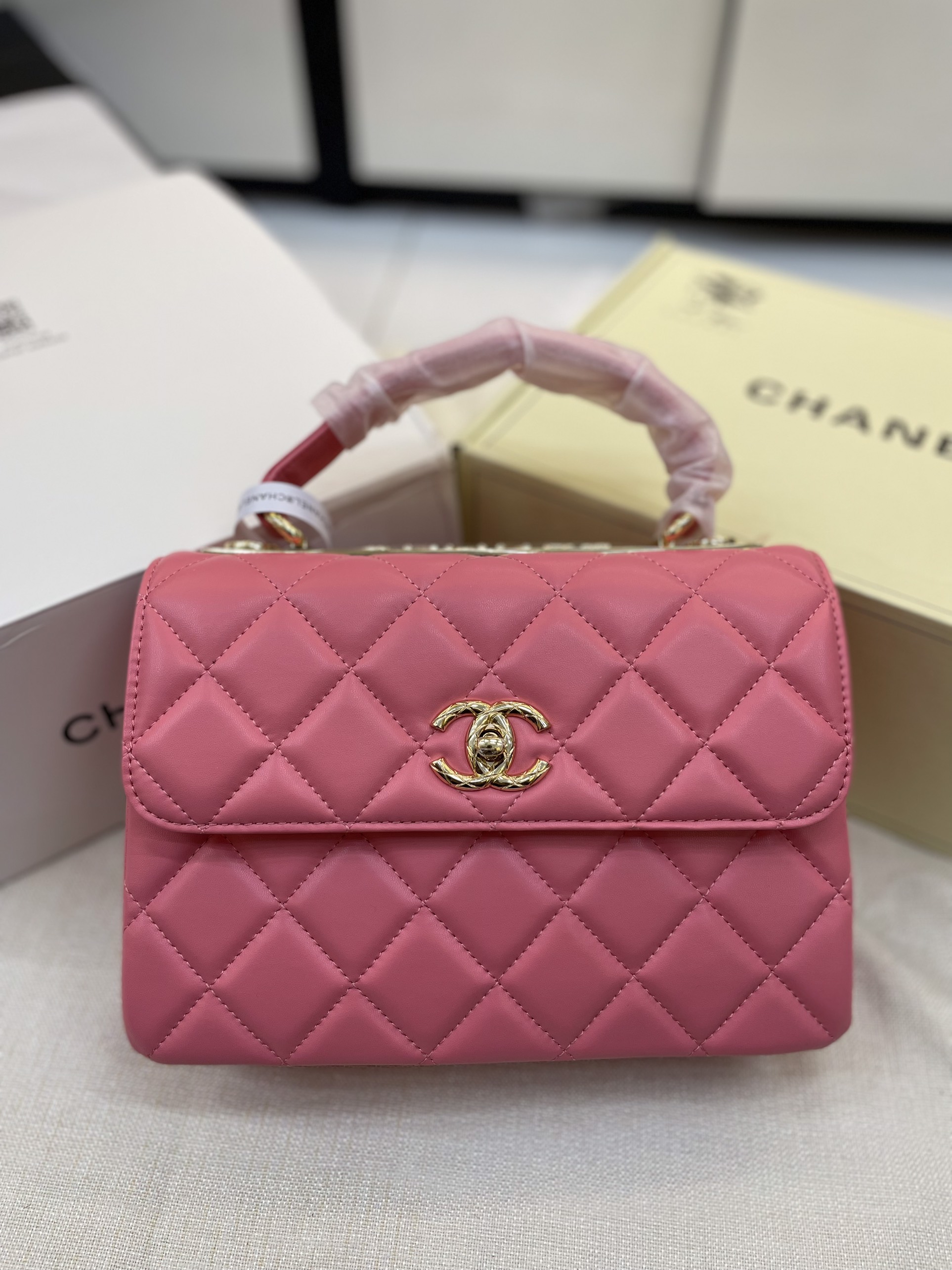 Túi Xách Chanel Super Small Trendy CC Flap Bag Màu Hồng
