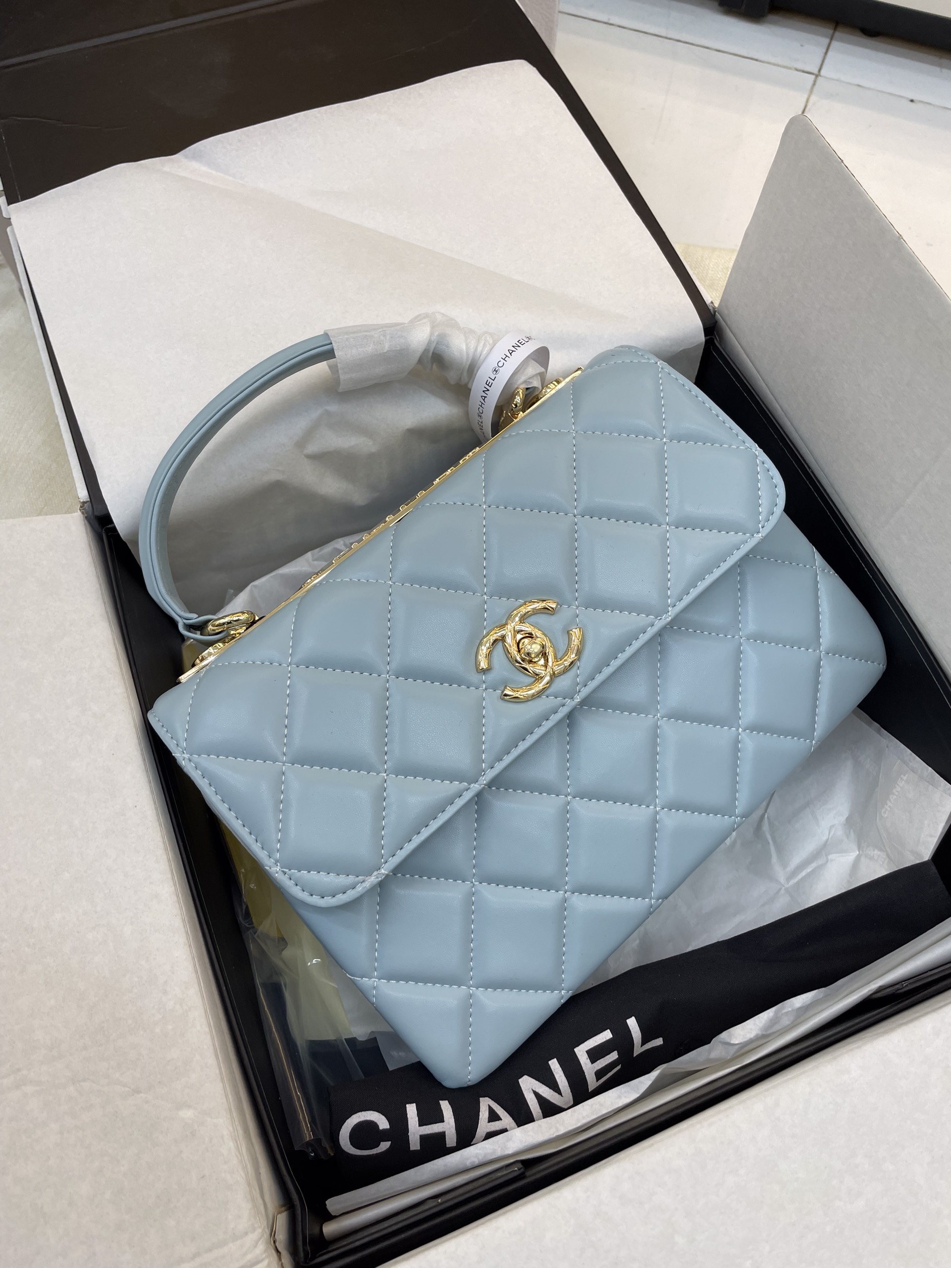 Túi Xách CHANEL Super TRENDY CC Màu Xanh Pastel