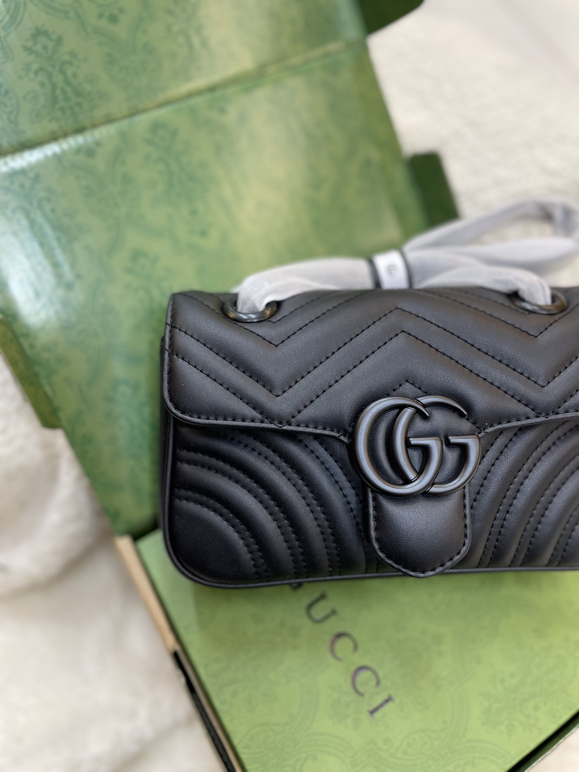 Túi Xách Gucci Super GG Marmont matelassé mini bag Màu Đen