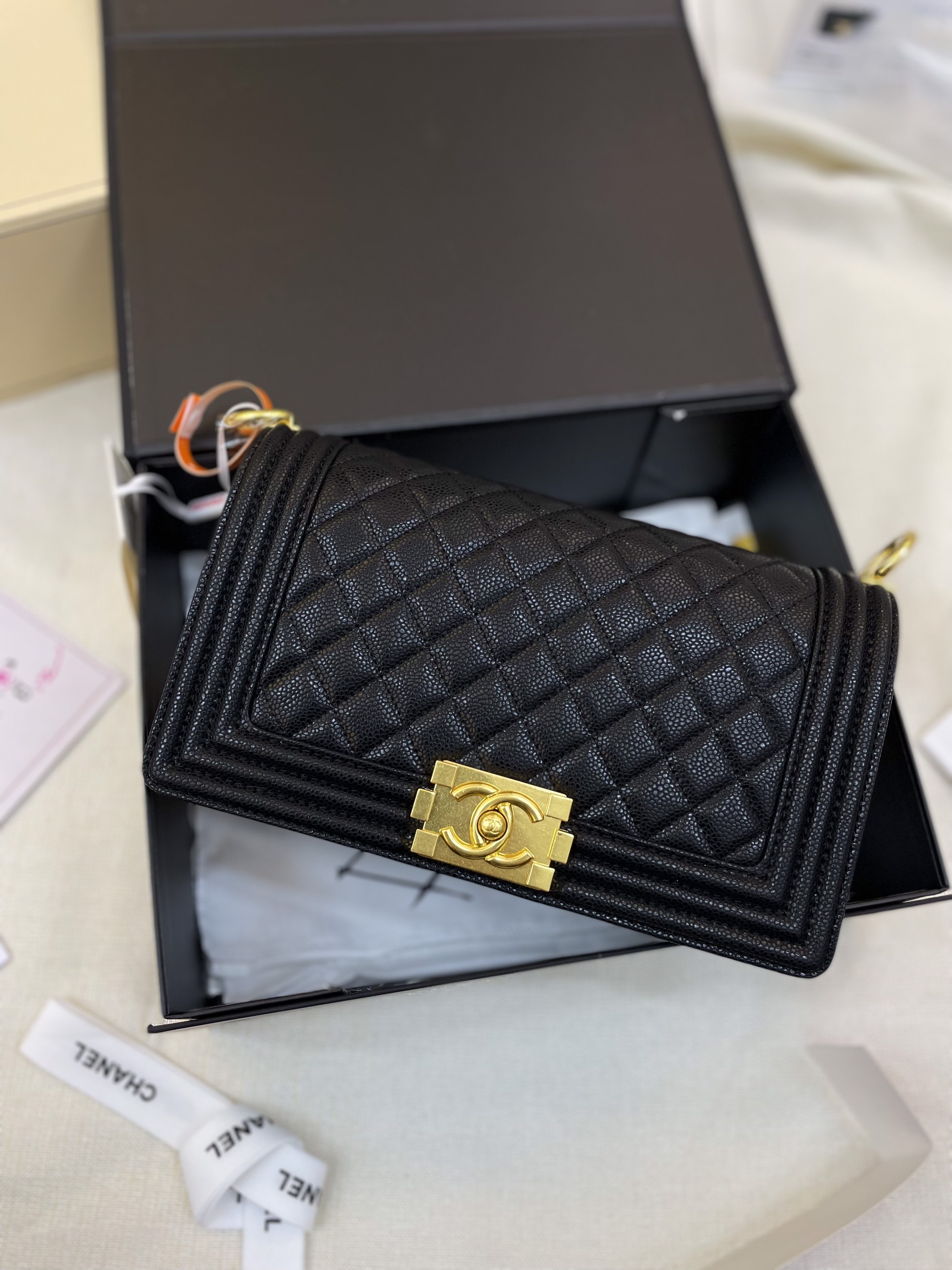 Túi Xách Chanel Super Caviar Boy Bag With Gold Hardware Medium Size 25cm