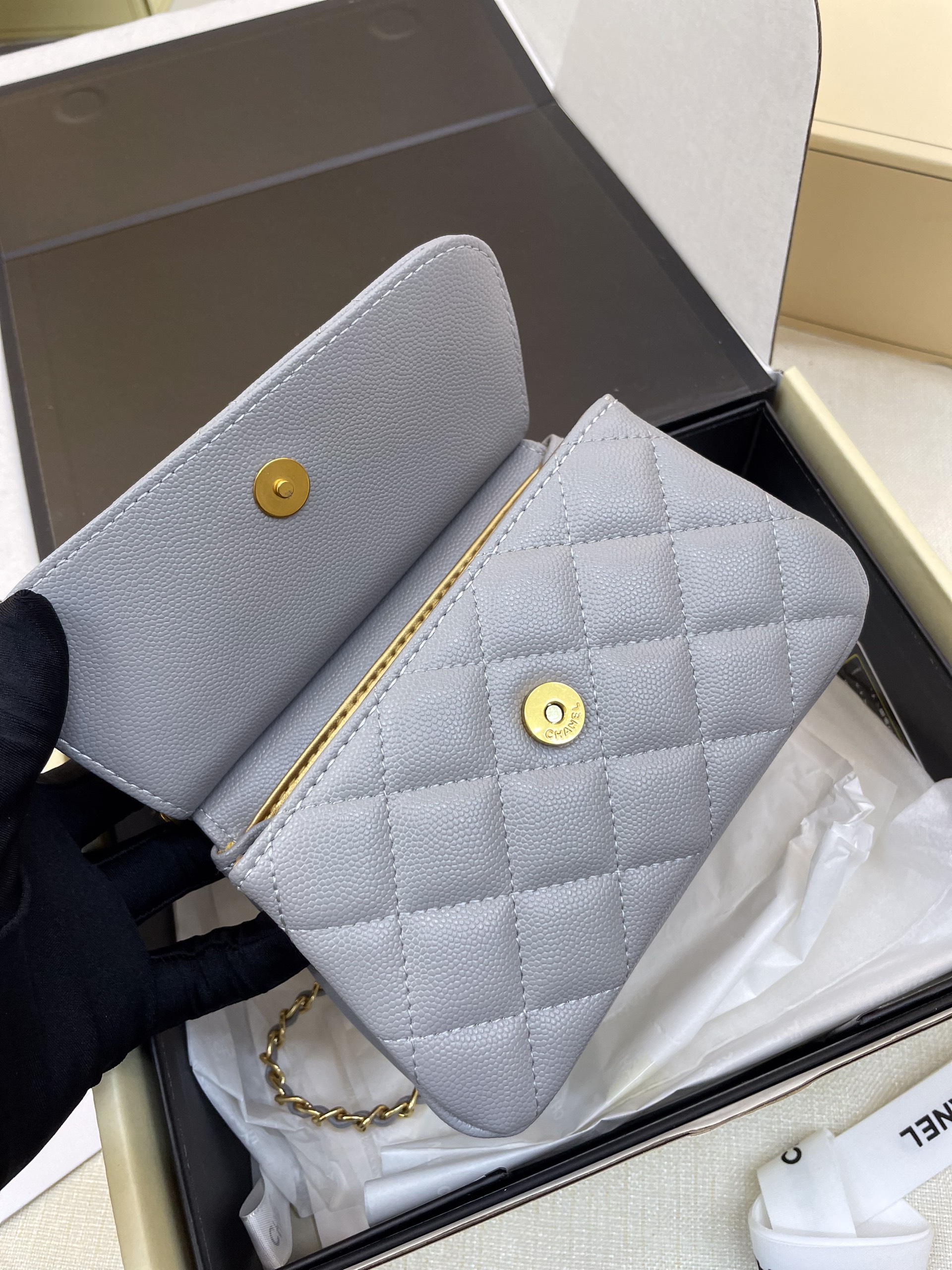 Túi Xách Chanel super Clutch with Chain Màu Xanh